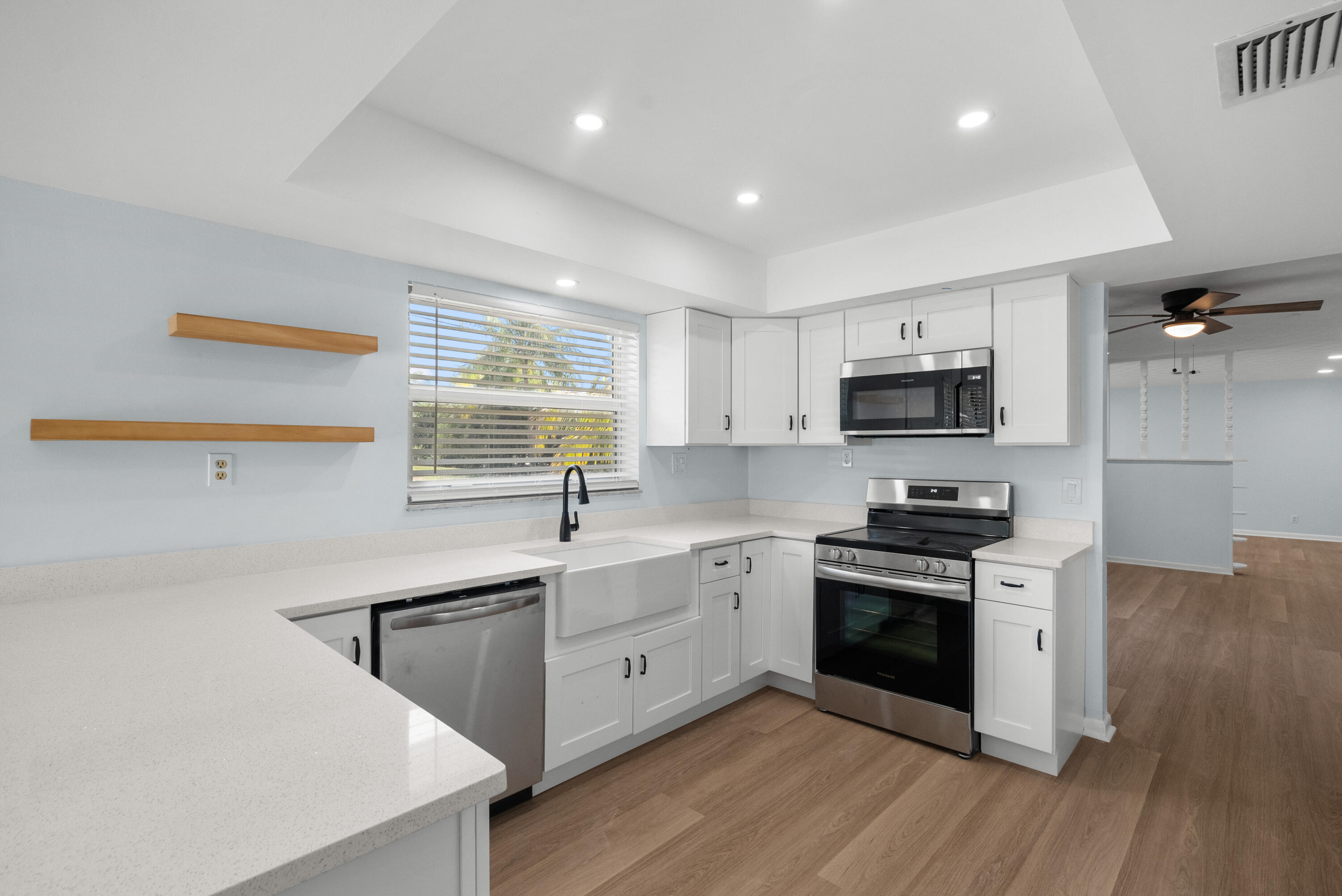 381 SE Edgewood Drive