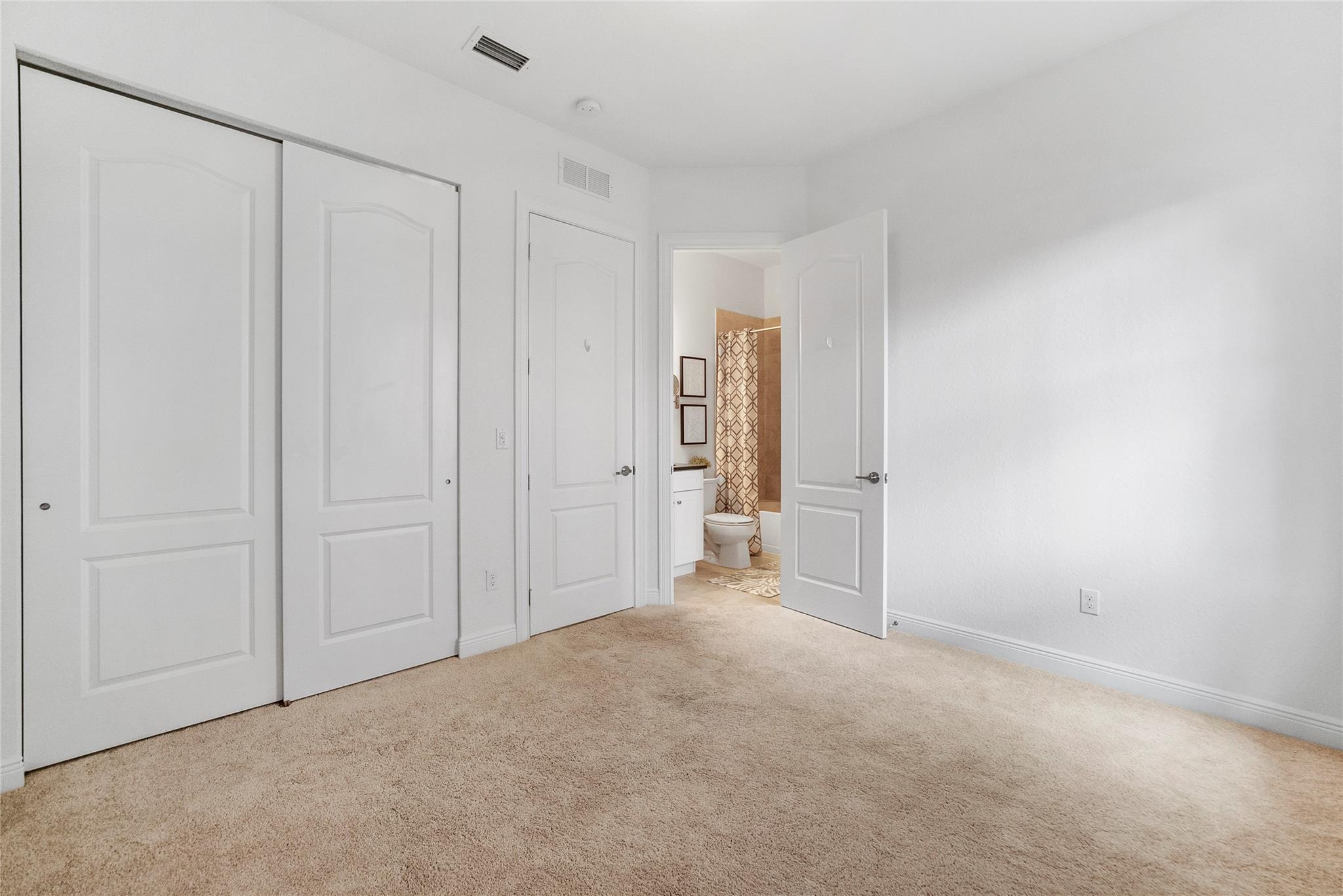 MiraLago - Residential