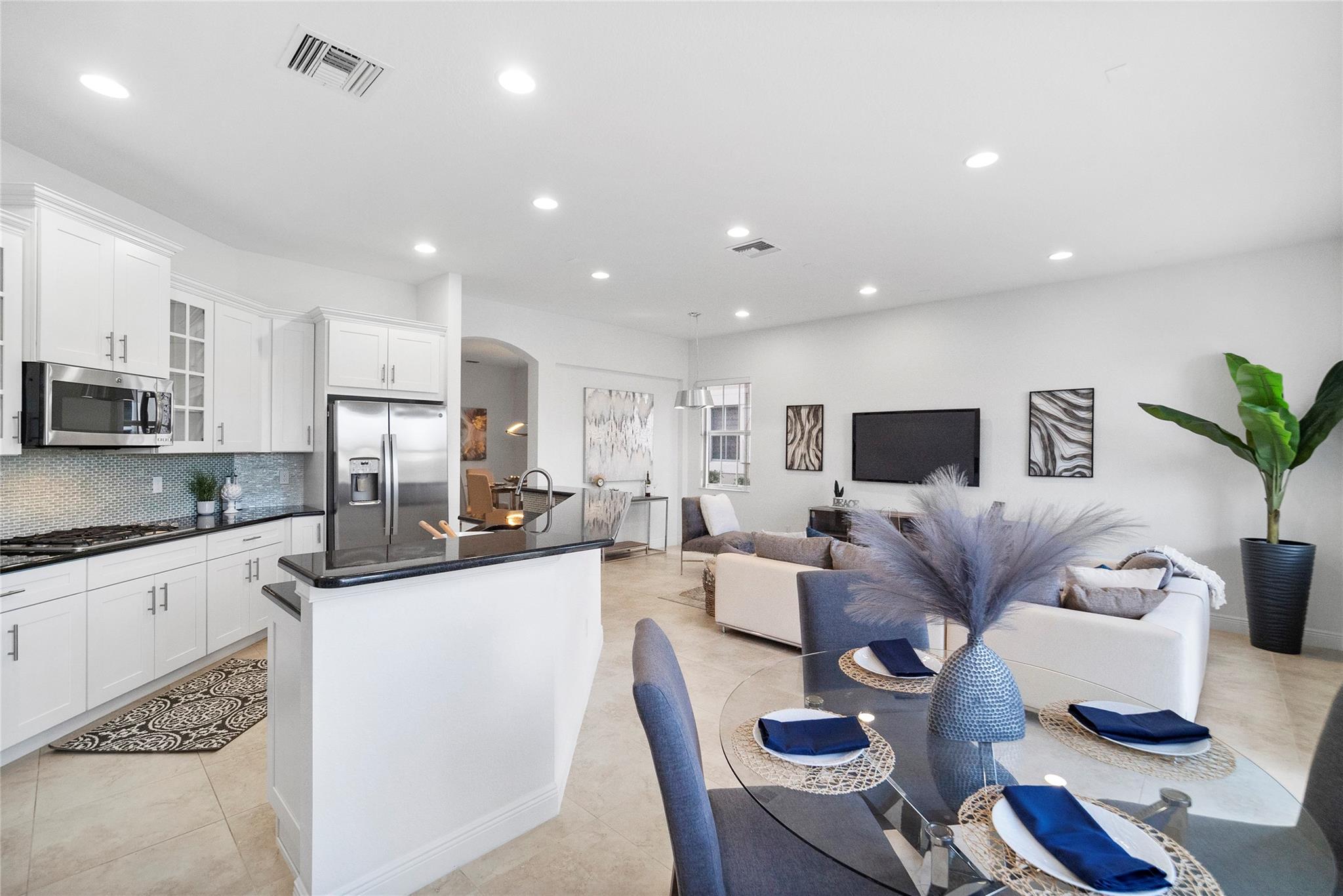 MiraLago - Residential