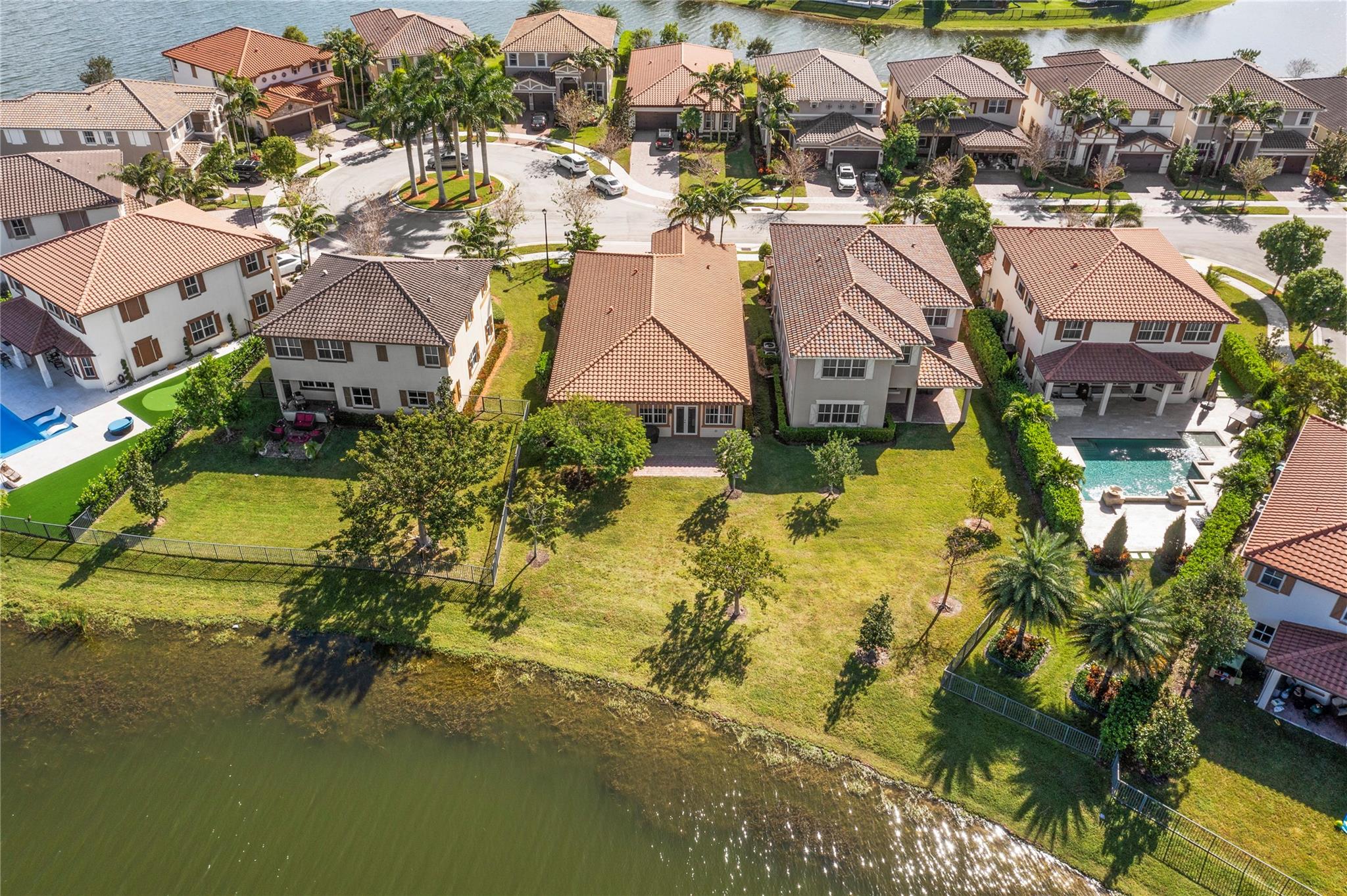 MiraLago - Residential