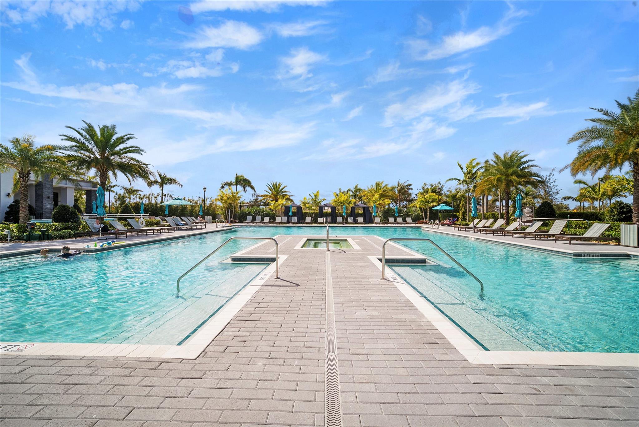 MiraLago - Residential