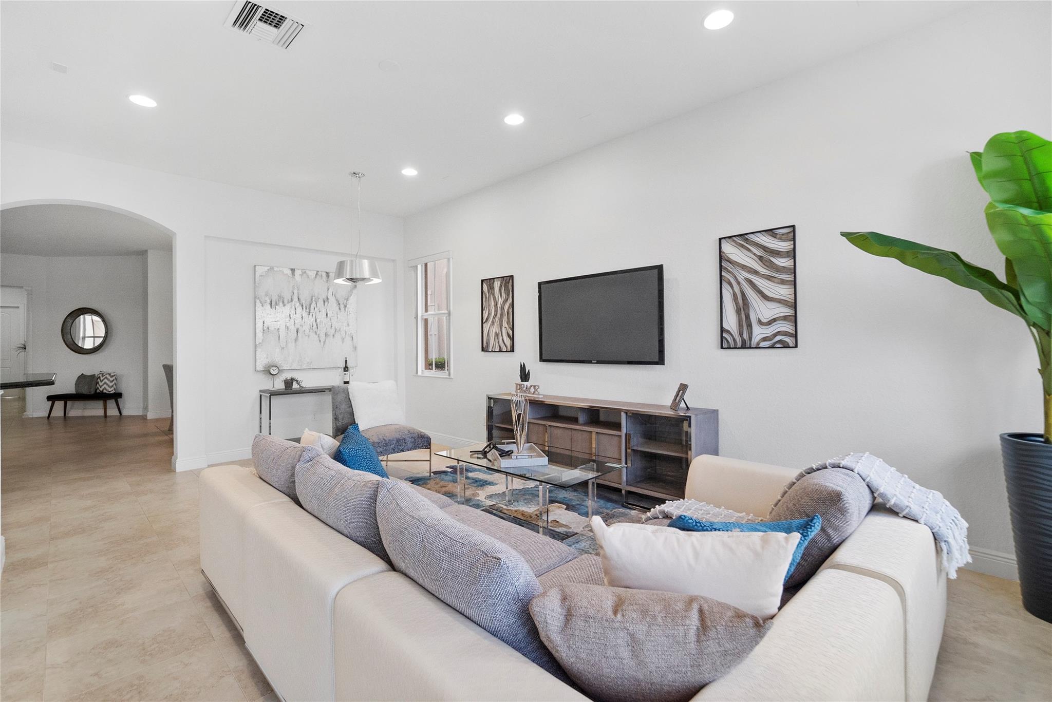 MiraLago - Residential