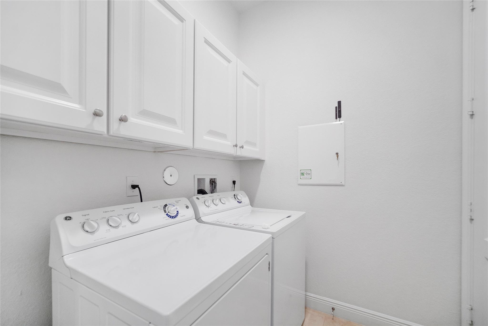 MiraLago - Residential