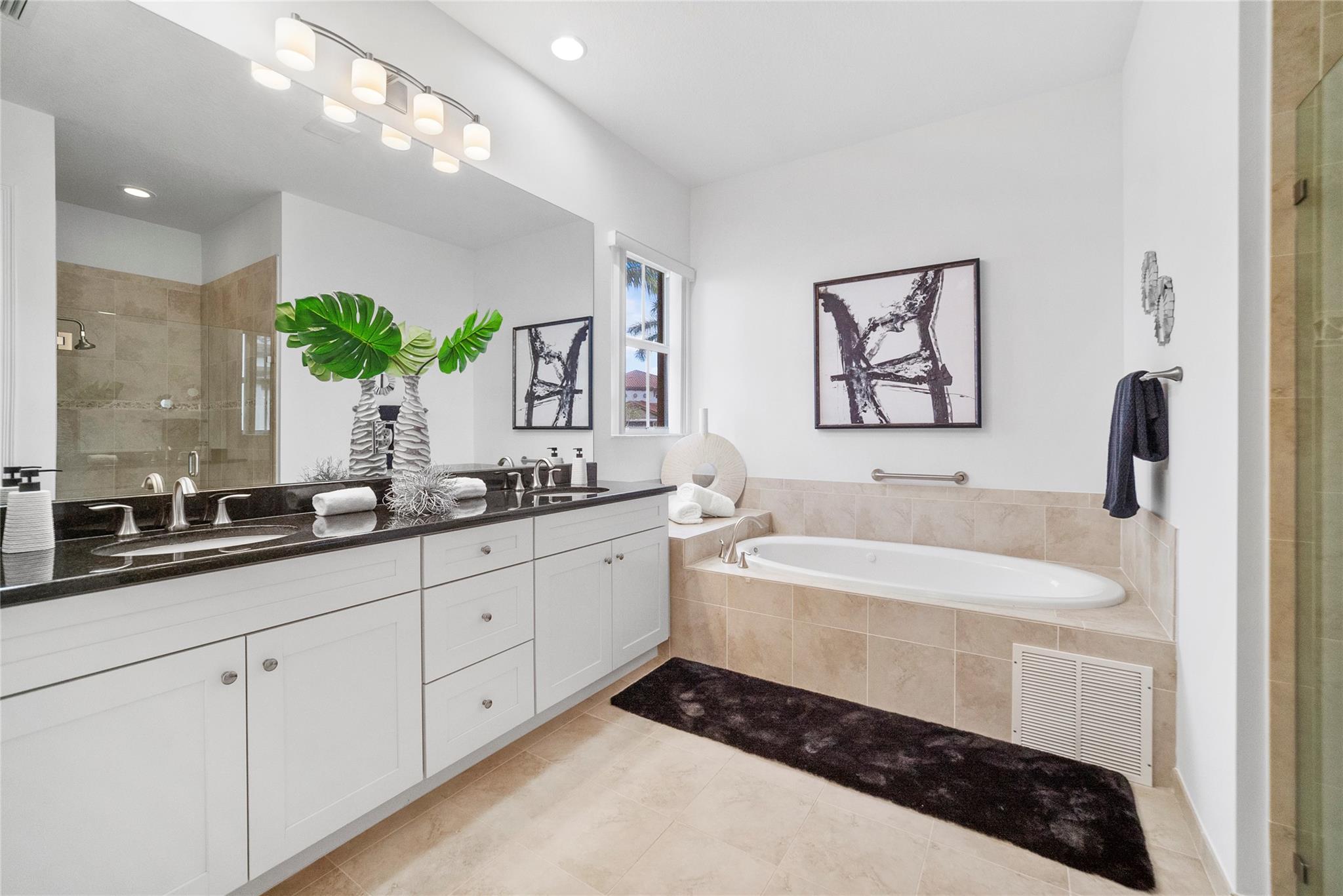 MiraLago - Residential