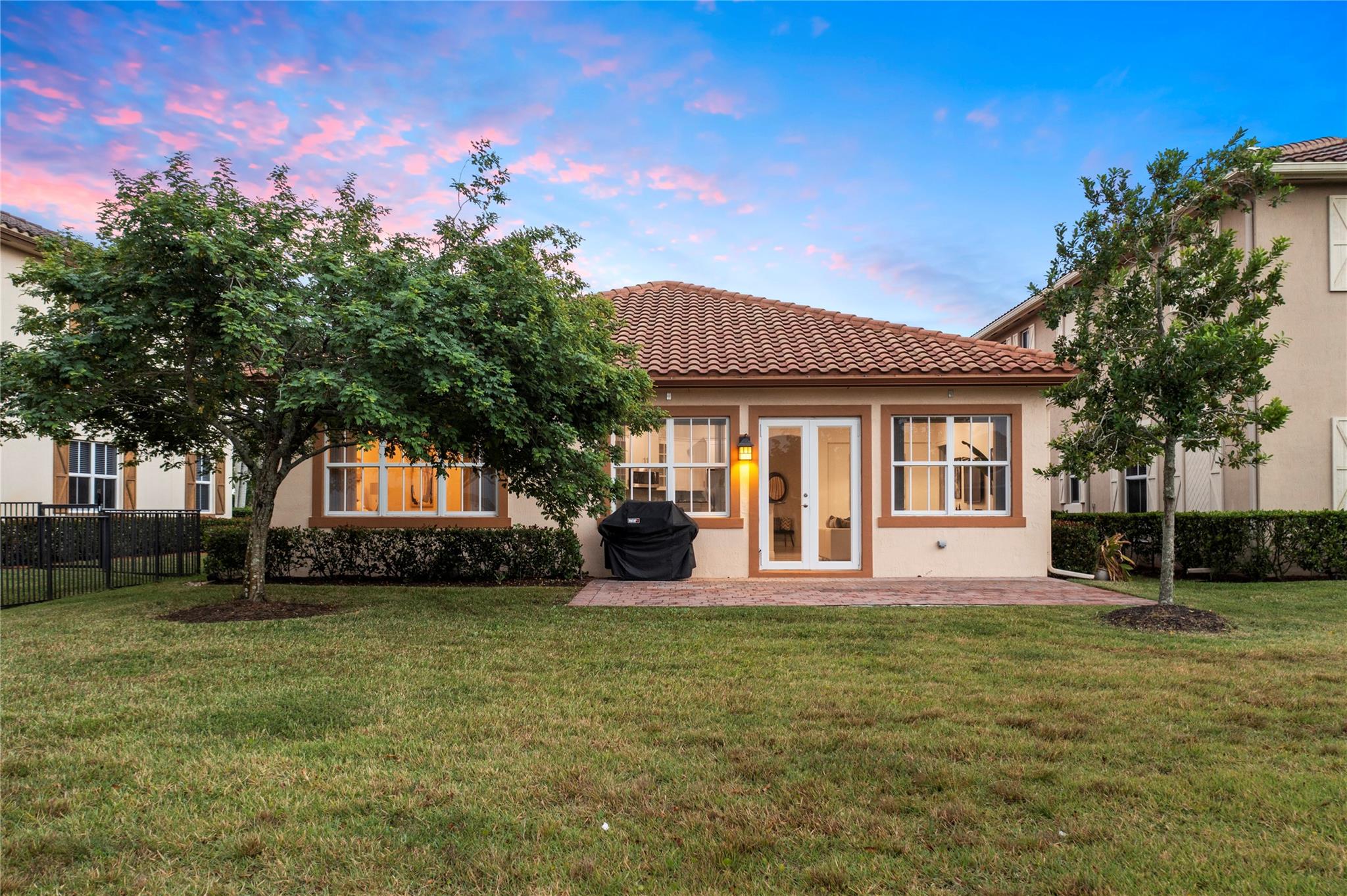 MiraLago - Residential