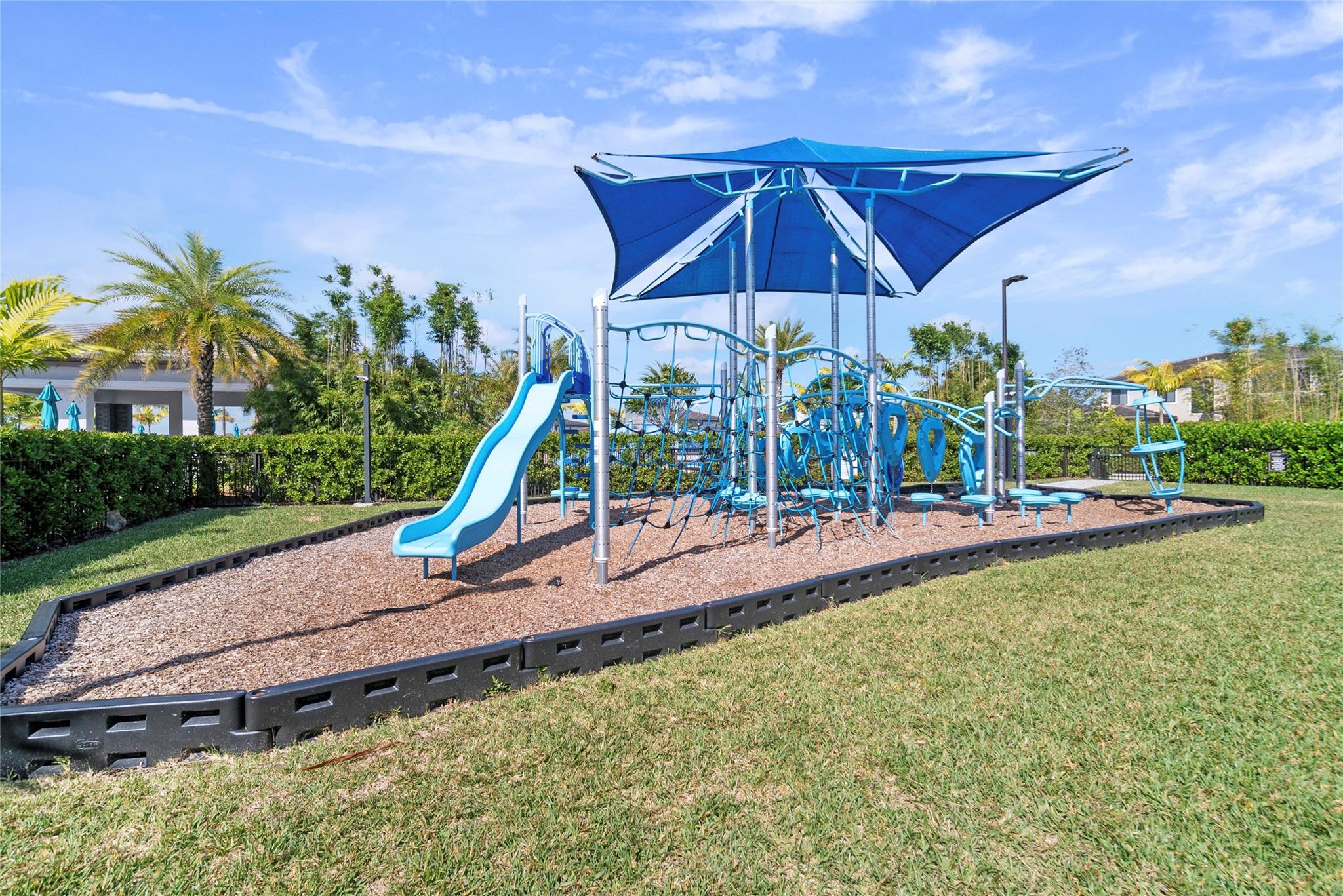 MiraLago - Residential