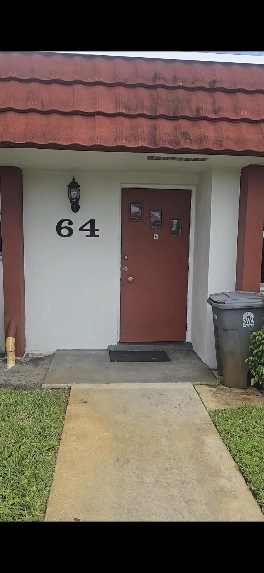 CRESTHAVEN TOWNHOMES SEC 4 CONDO - Residential