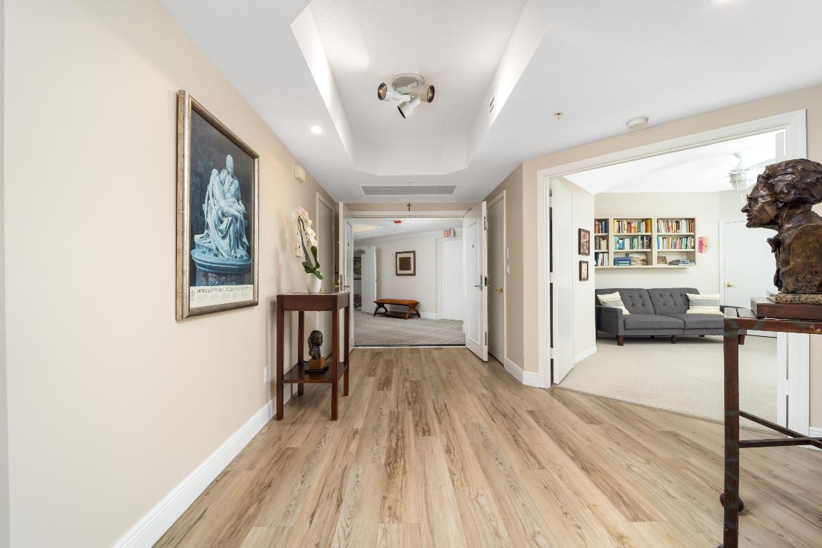 REGENCY ISLAND DUNES CONDOMINIUM - Residential