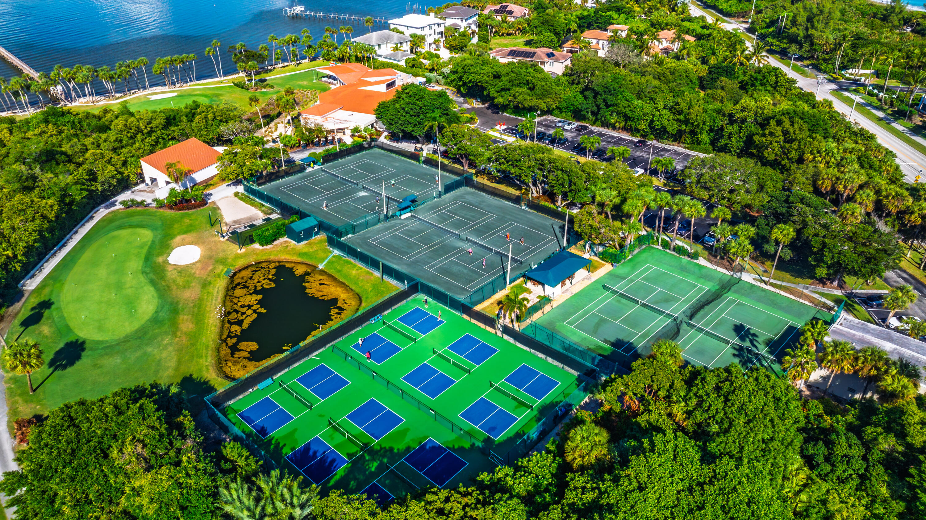 REGENCY ISLAND DUNES CONDOMINIUM - Residential