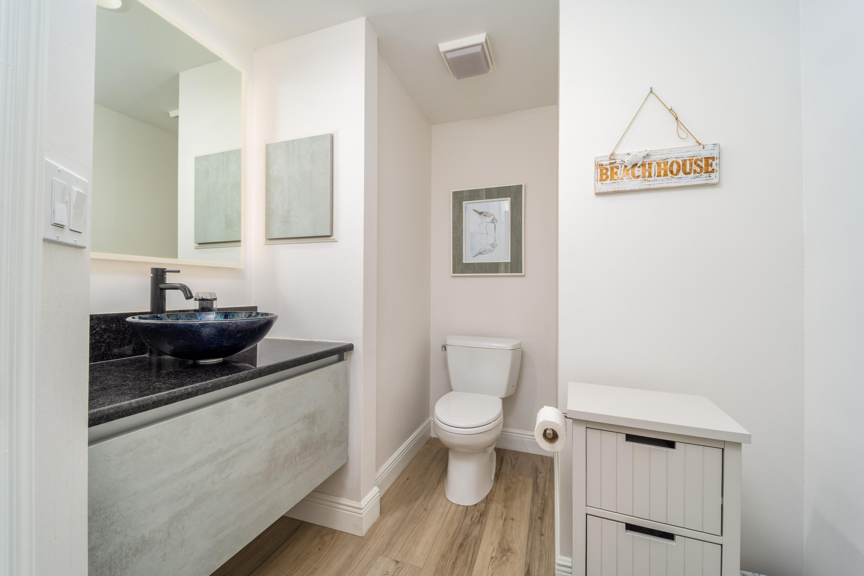 REGENCY ISLAND DUNES CONDOMINIUM - Residential