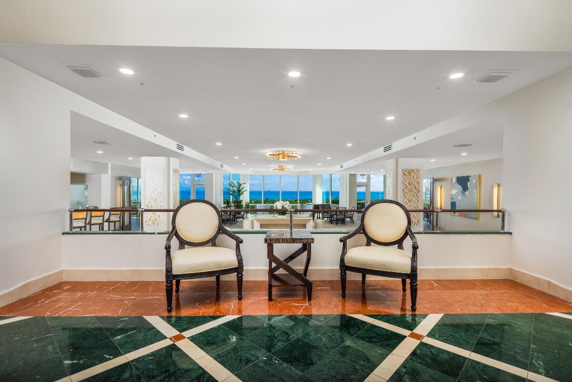 REGENCY ISLAND DUNES CONDOMINIUM - Residential