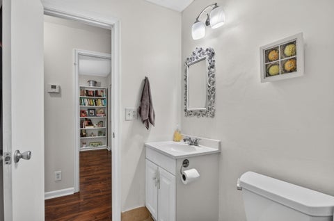 Tiny photo for 2007 DISCOVERY Circle E, Deerfield Beach, FL 33442 (MLS # B26070486)