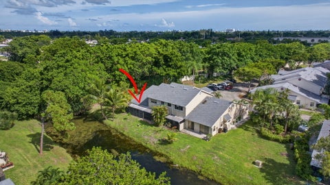 Tiny photo for 2007 DISCOVERY Circle E, Deerfield Beach, FL 33442 (MLS # B26070486)