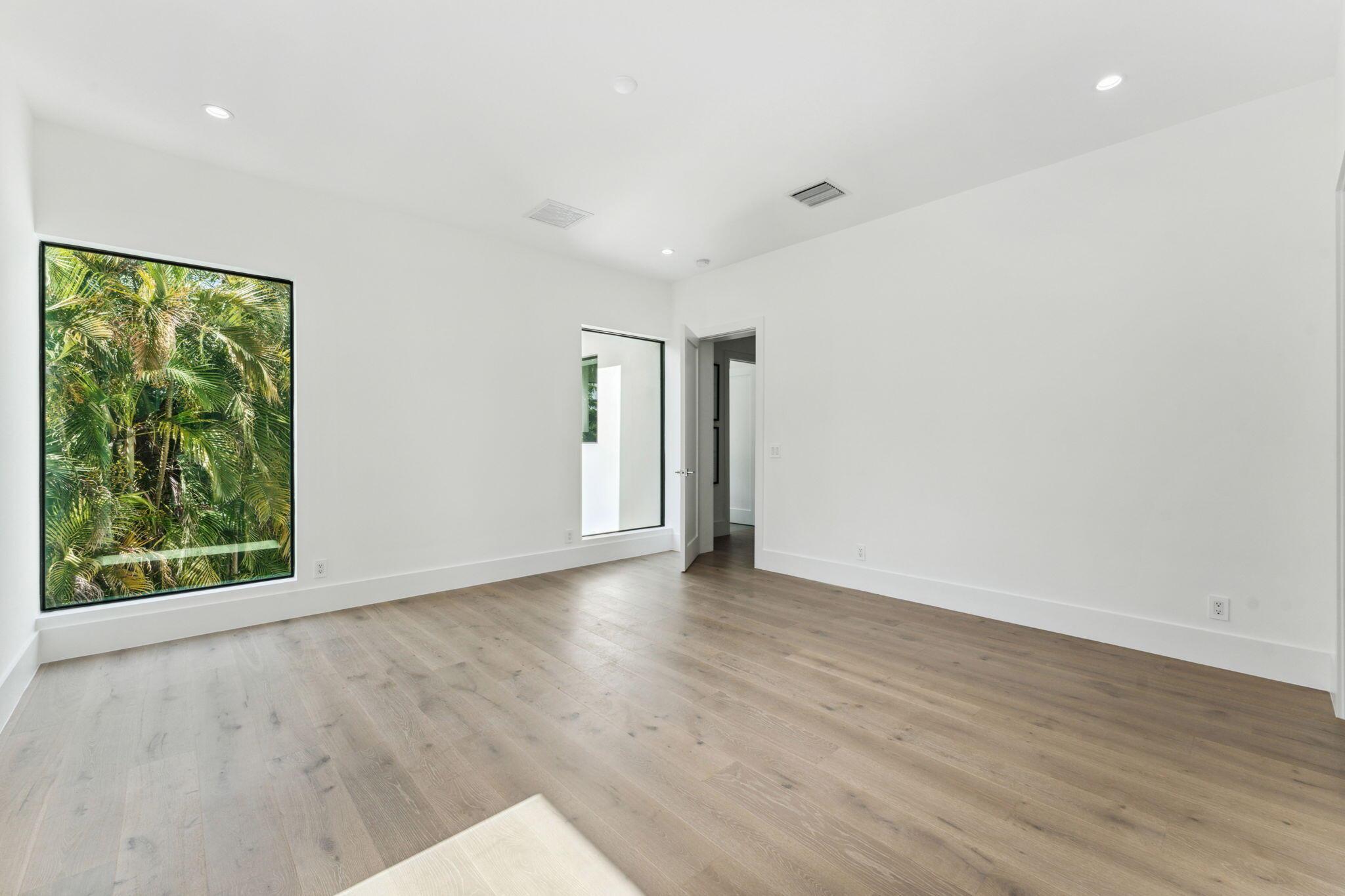 ST ANDREWS COUNTRY CLUB - Residential