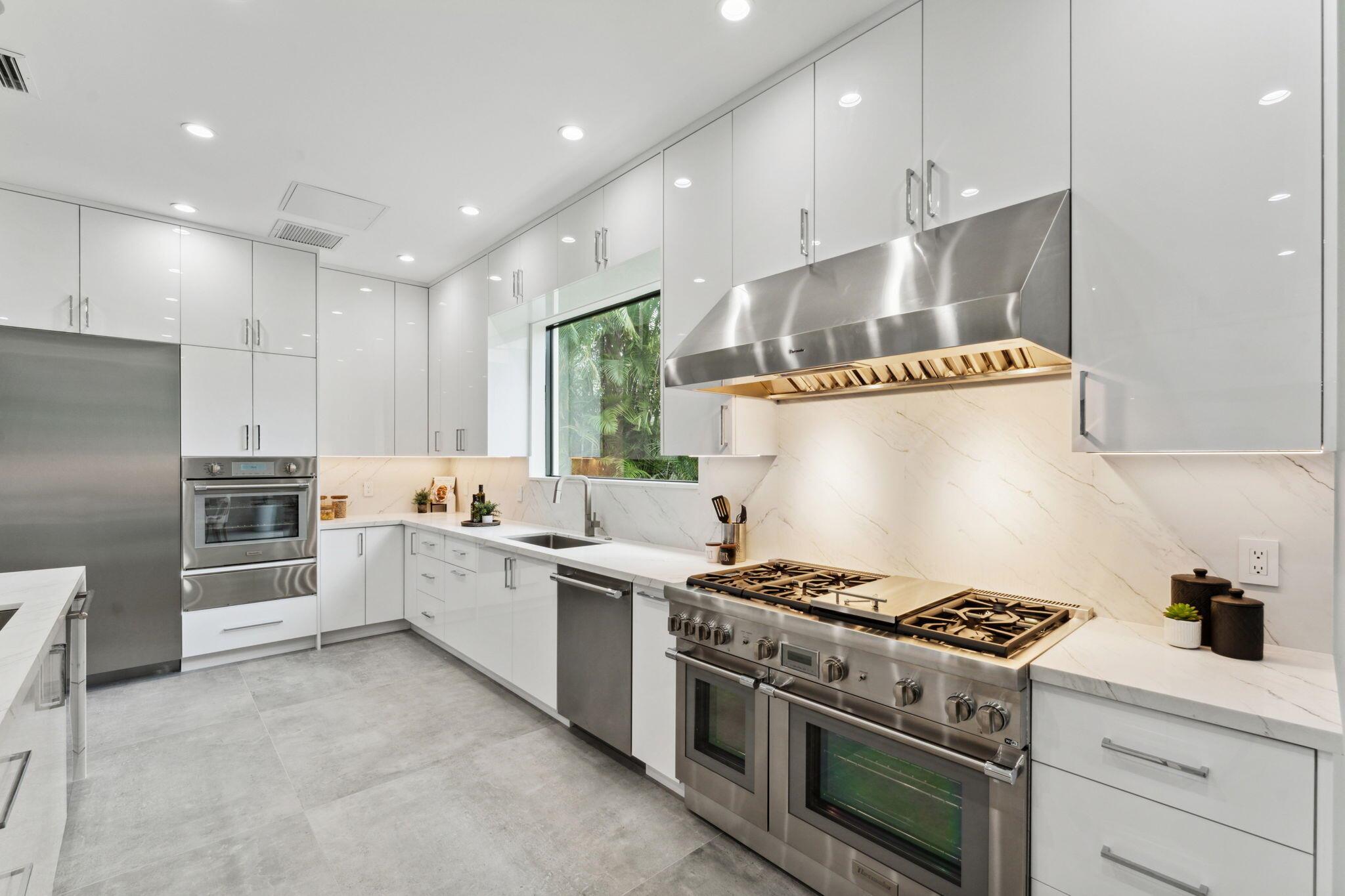 ST ANDREWS COUNTRY CLUB - Residential