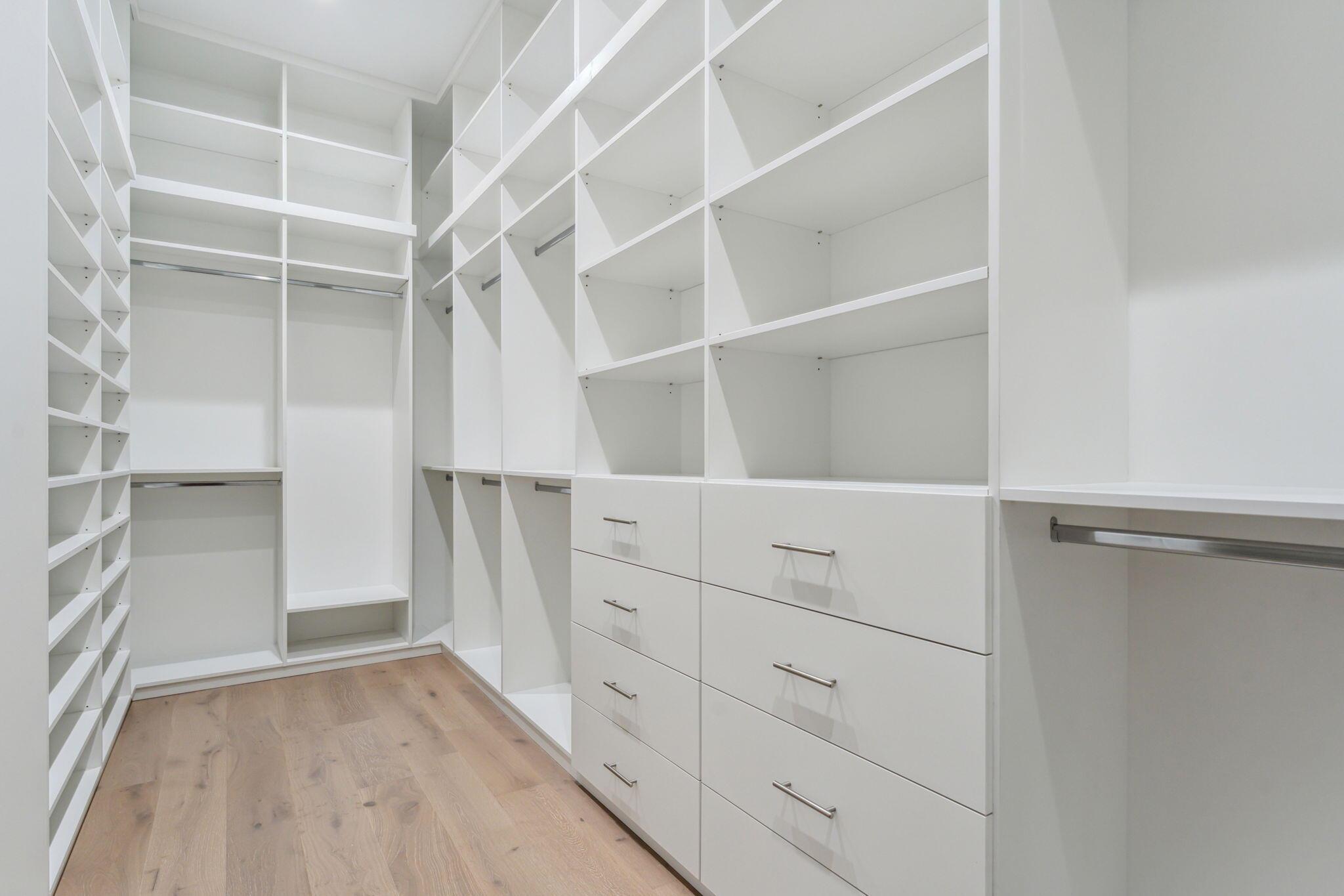 ST ANDREWS COUNTRY CLUB - Residential