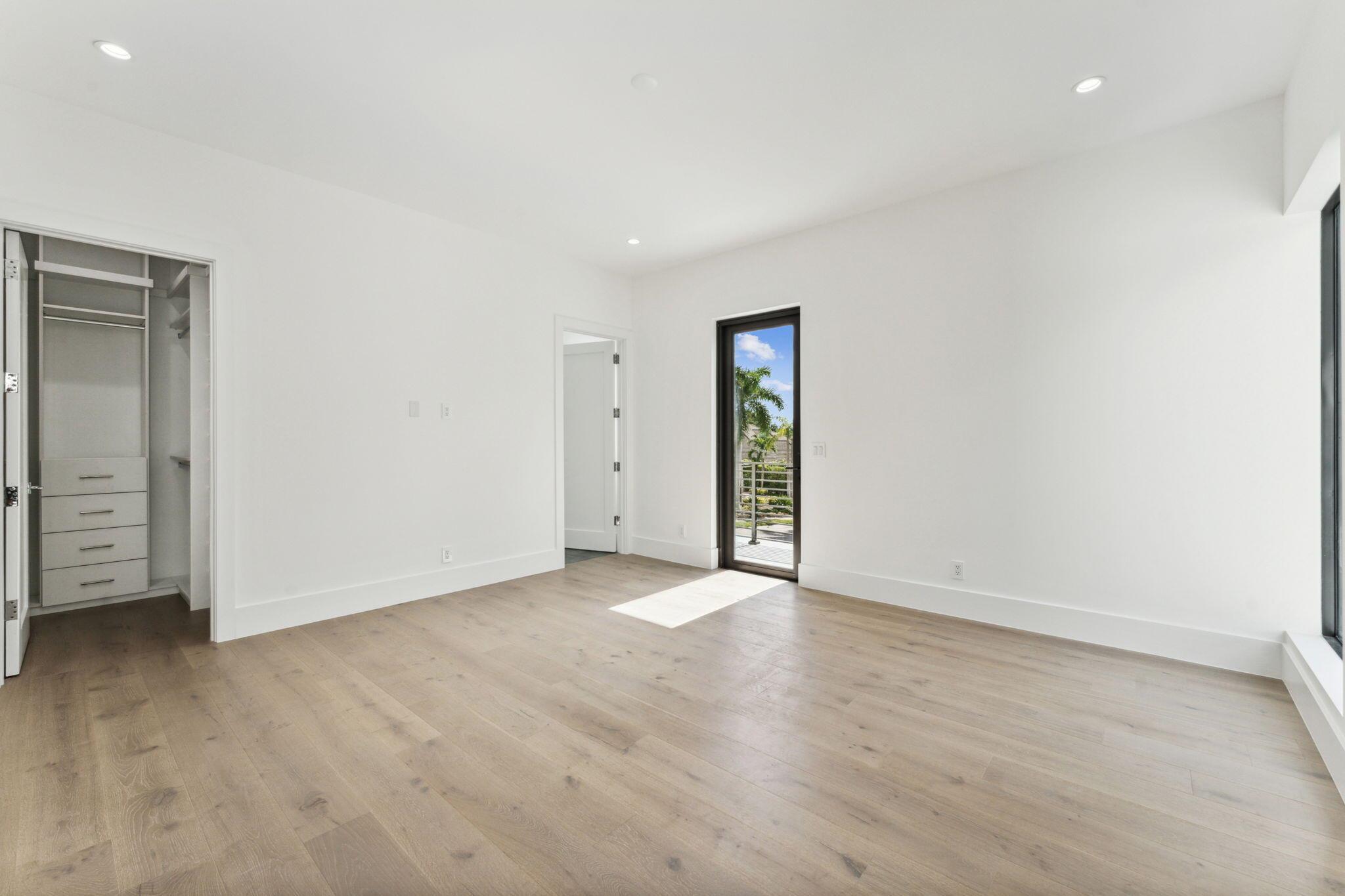 ST ANDREWS COUNTRY CLUB - Residential