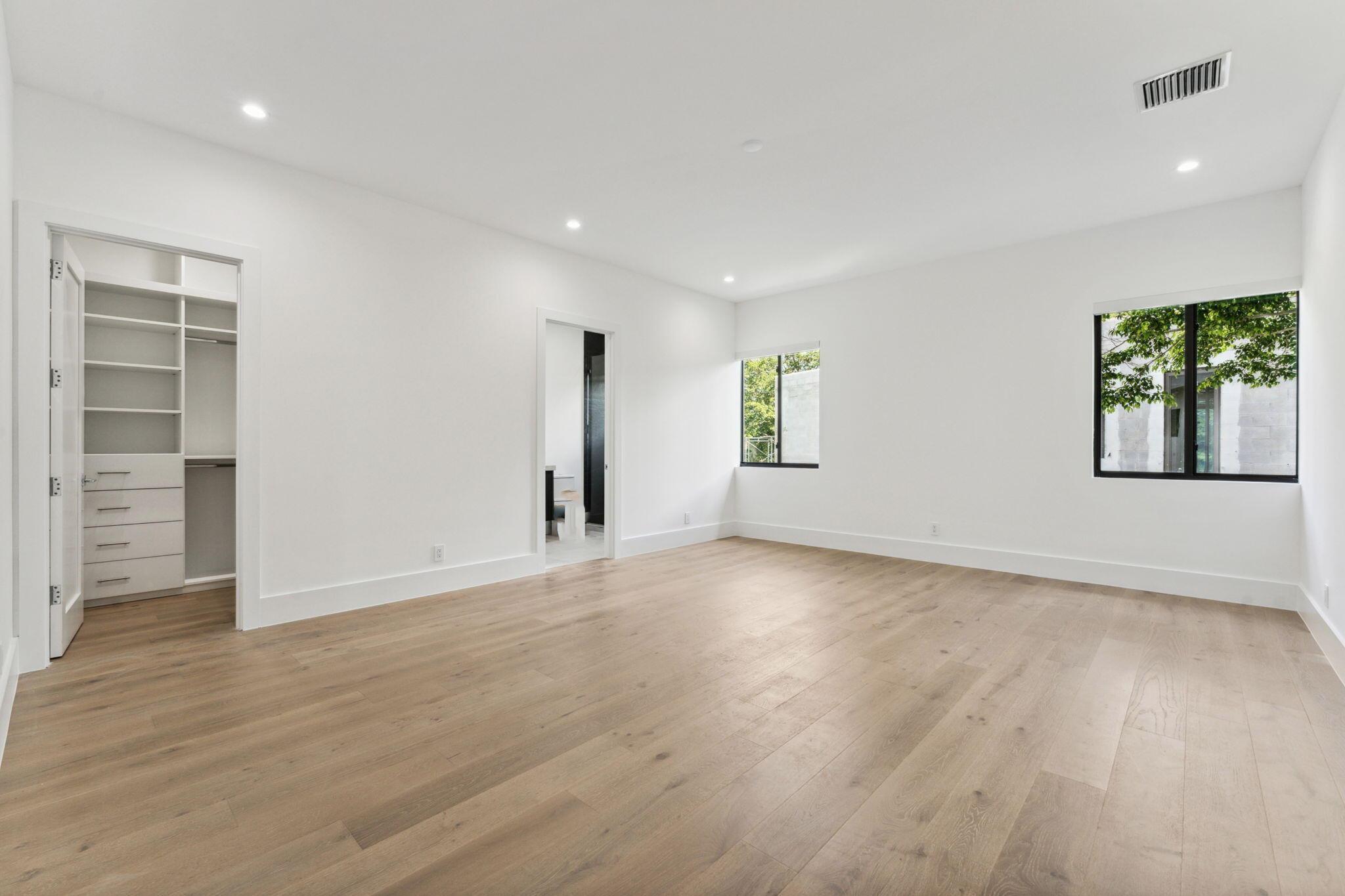 ST ANDREWS COUNTRY CLUB - Residential