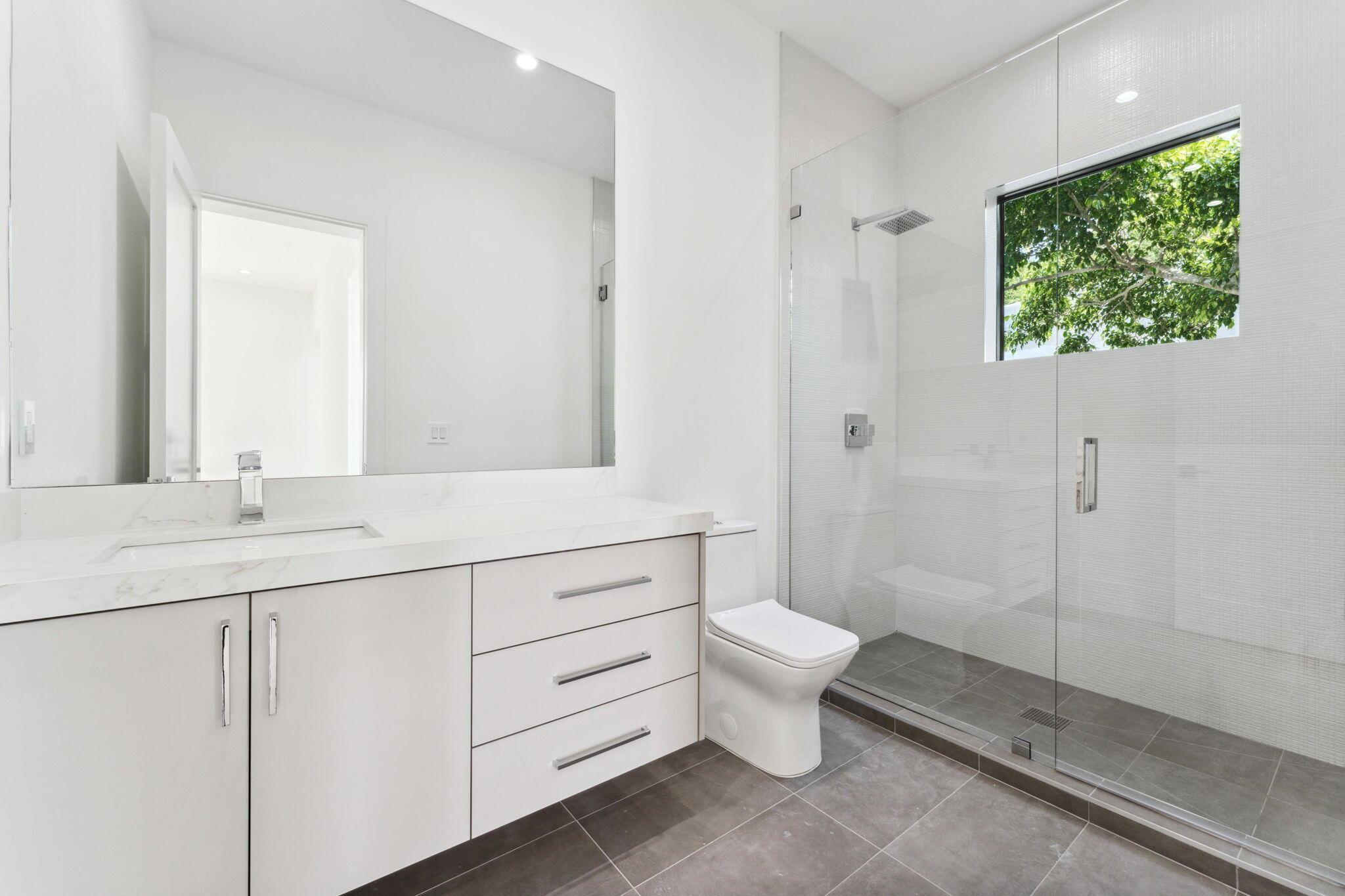 ST ANDREWS COUNTRY CLUB - Residential