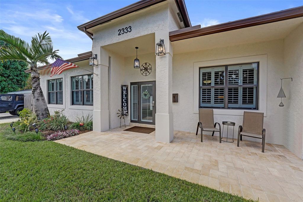 Photo of 2333 SW 34th Terrace, Fort Lauderdale, FL 33312 (MLS # F10546655)