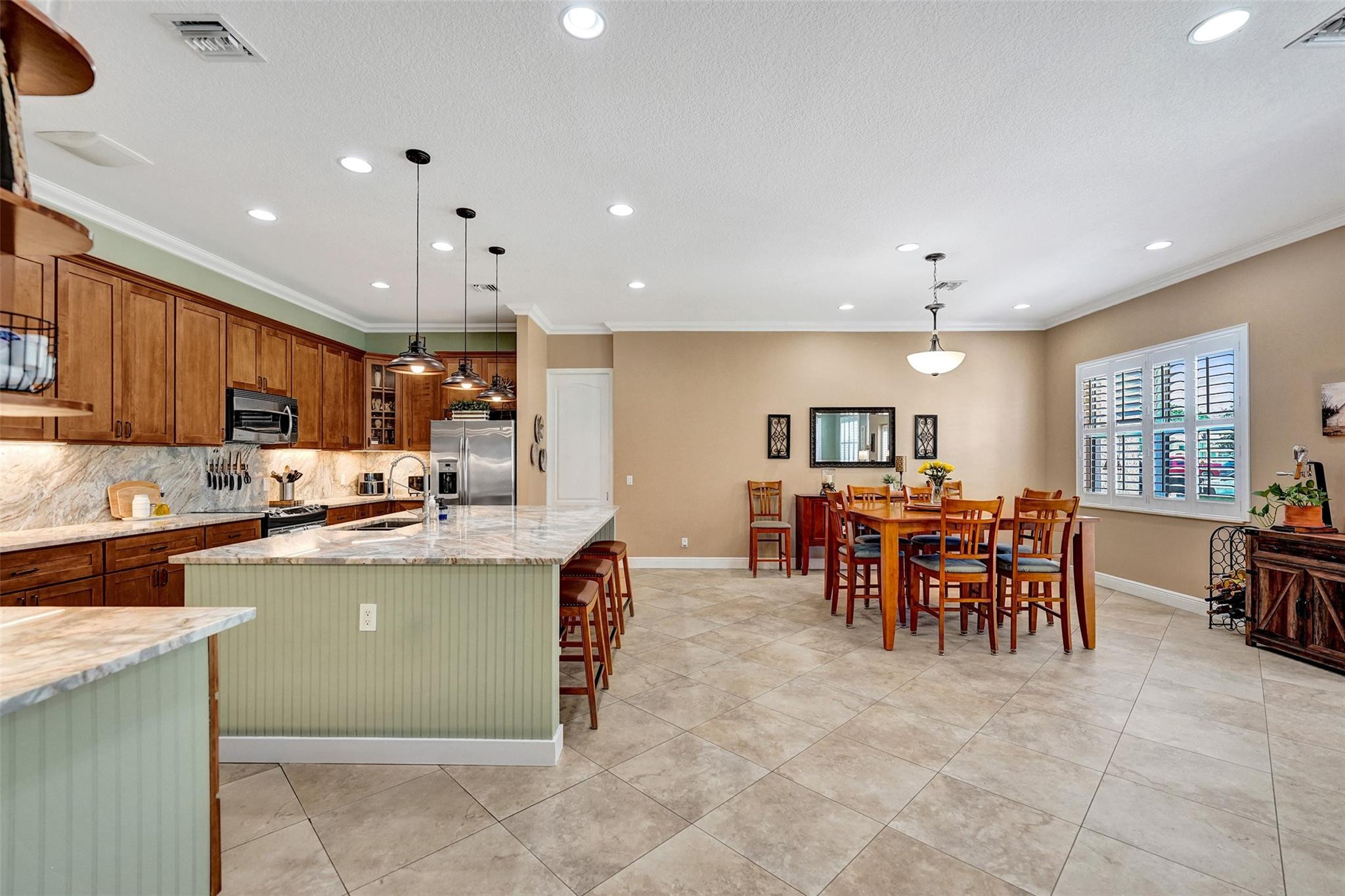 2333 SW 34th Terrace