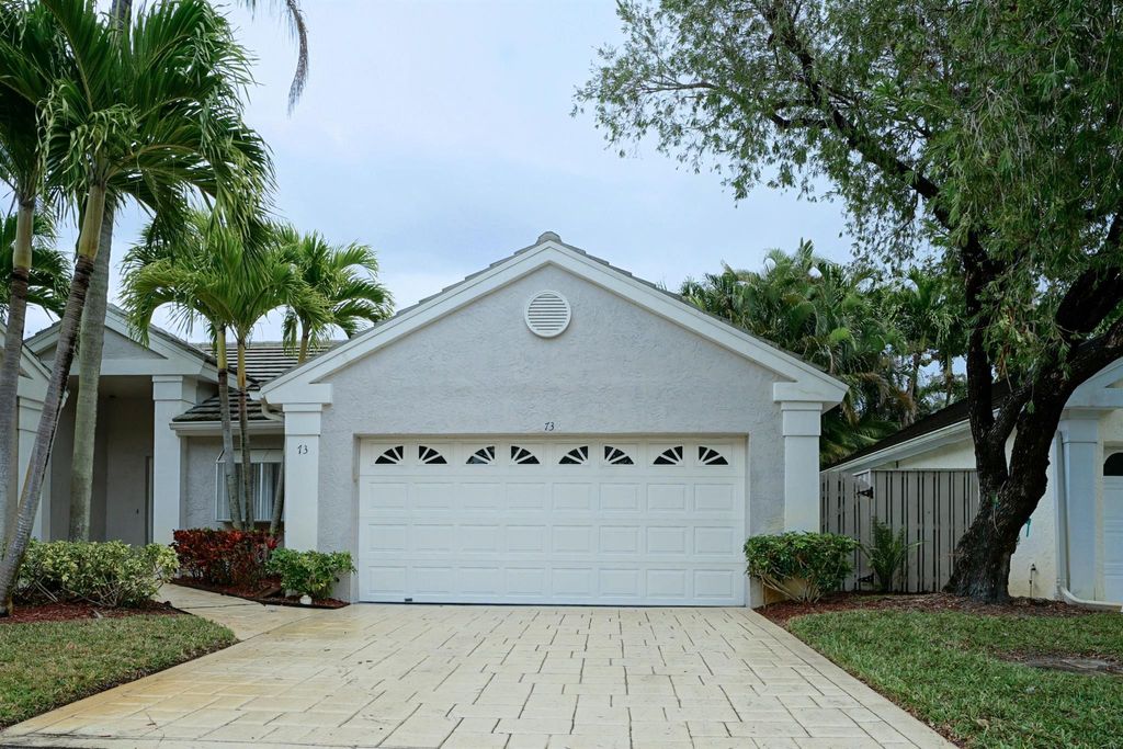 Photo of 73 Admirals Court, Palm Beach Gardens, FL 33418 (MLS # R11051547)