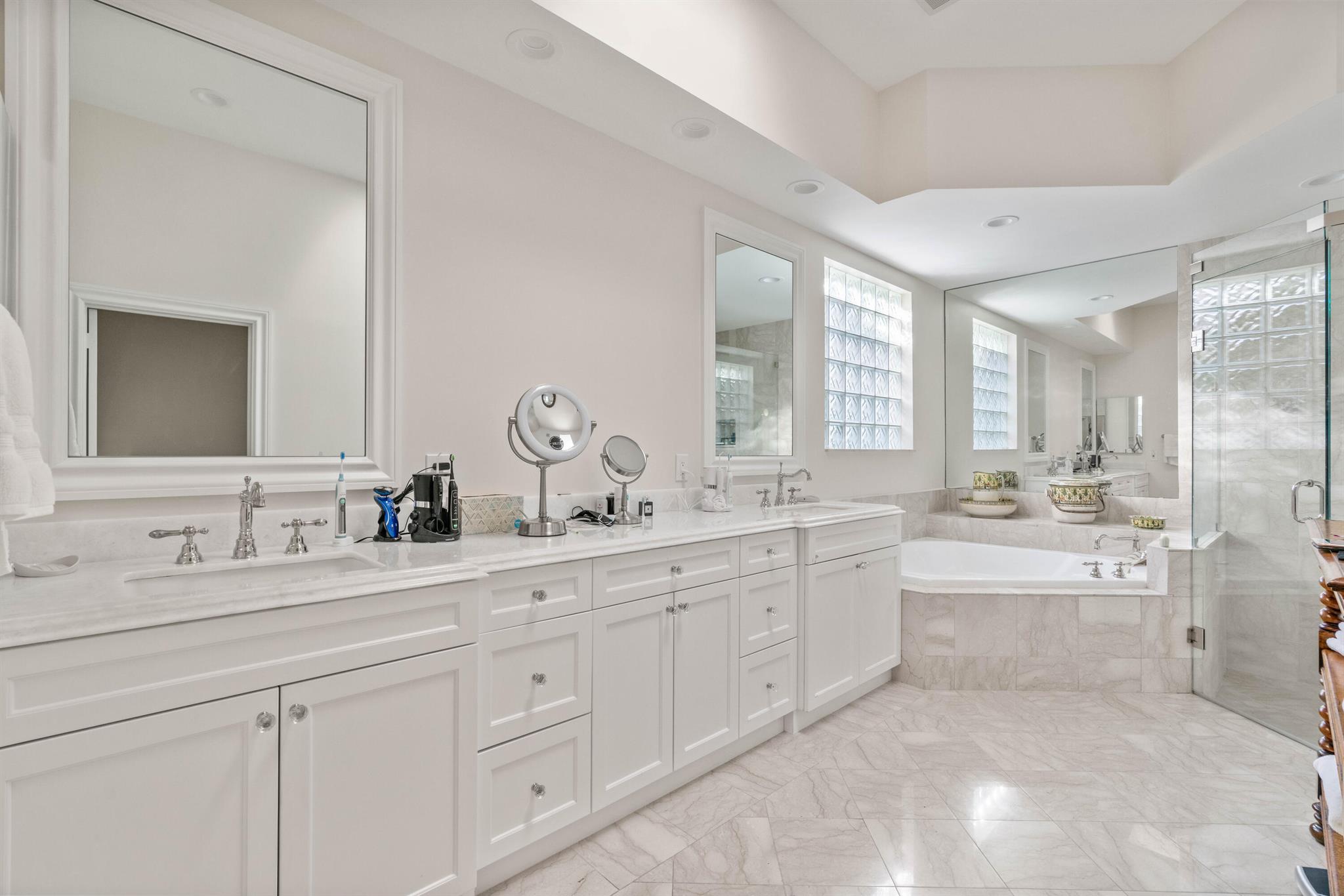 Admirals Cove - Residential