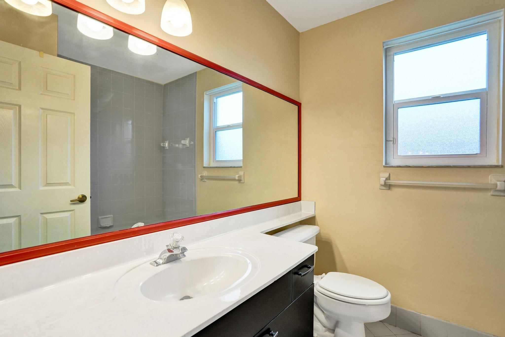 KENSINGTON - Residential