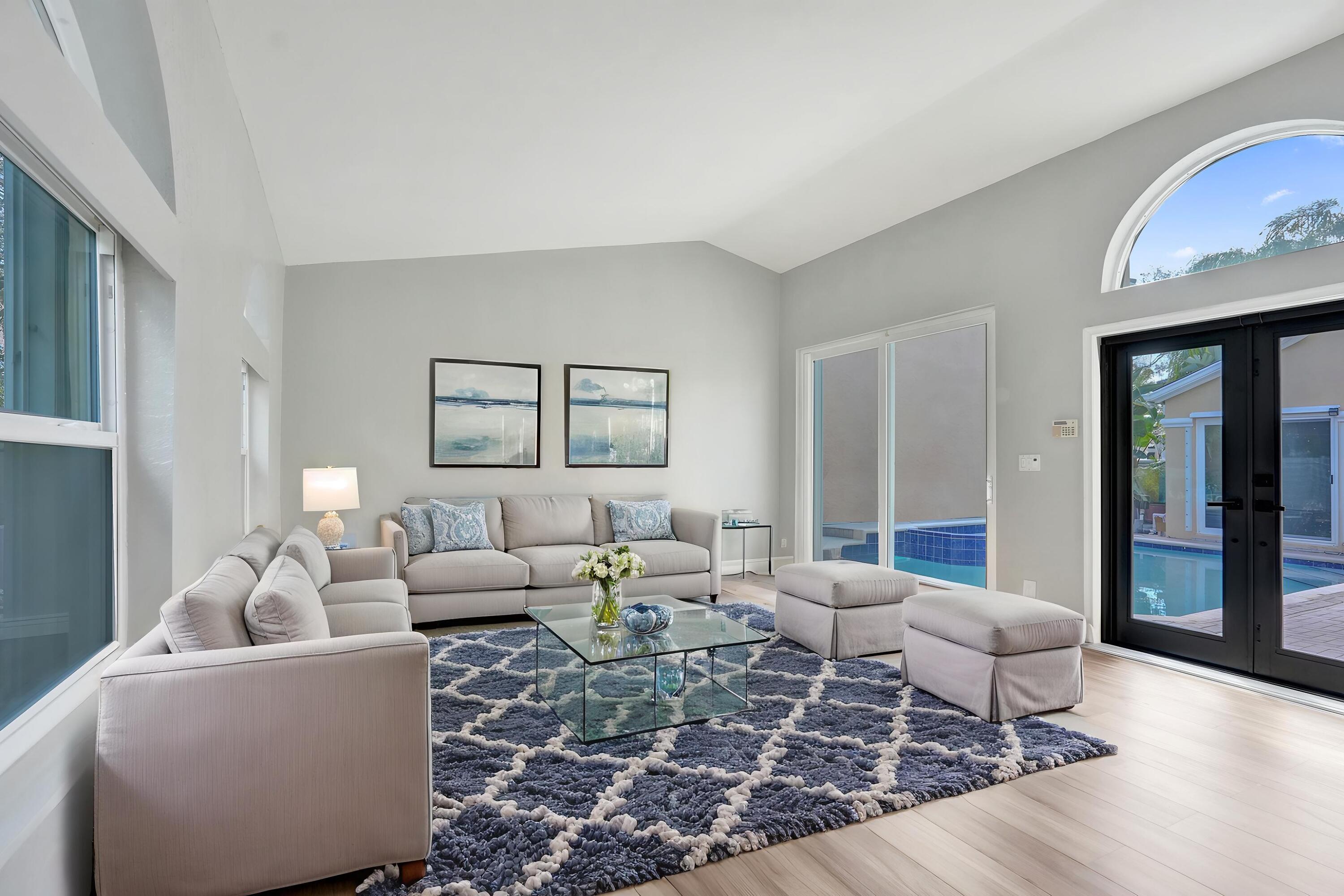 KENSINGTON - Residential