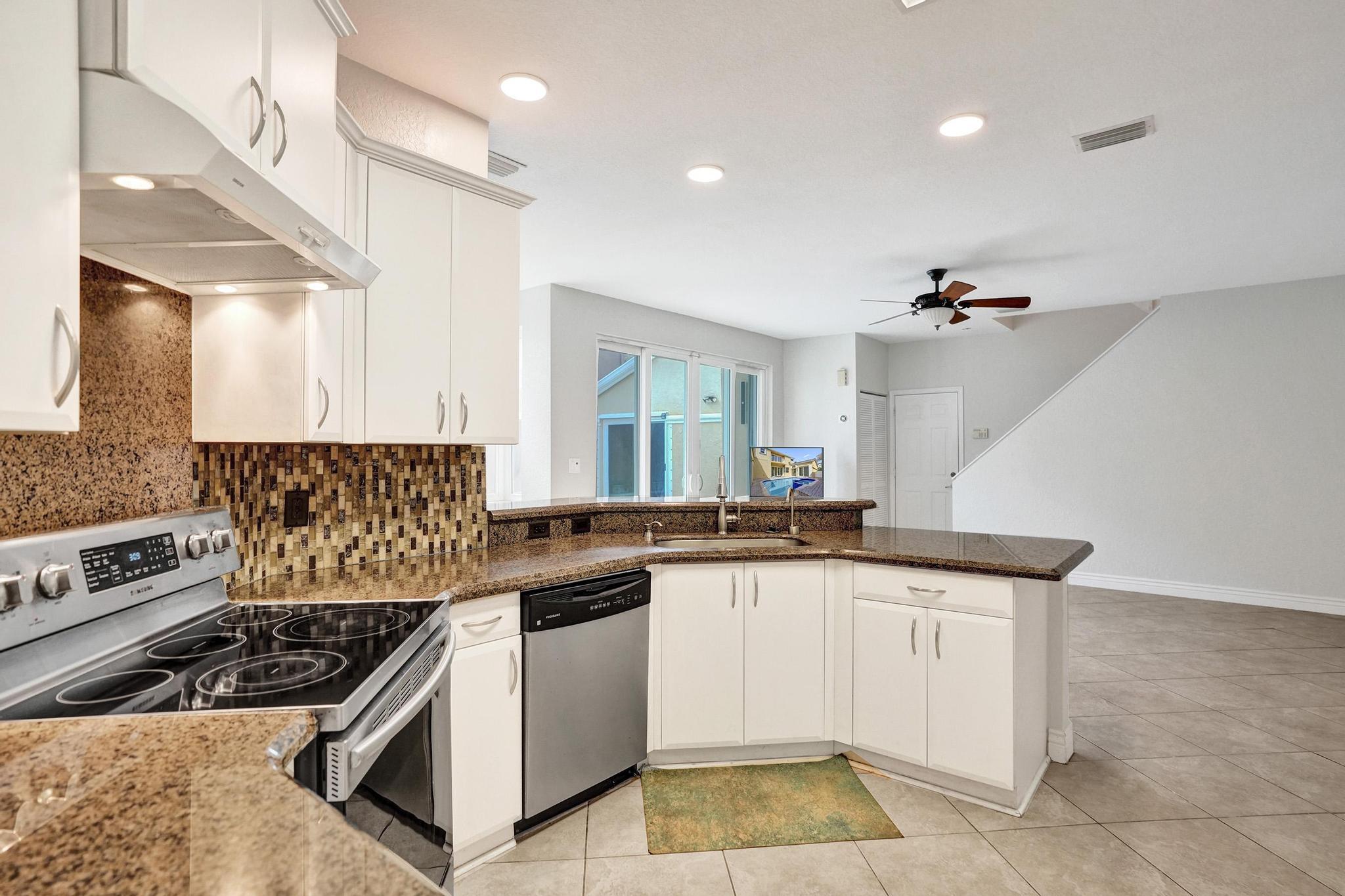 KENSINGTON - Residential