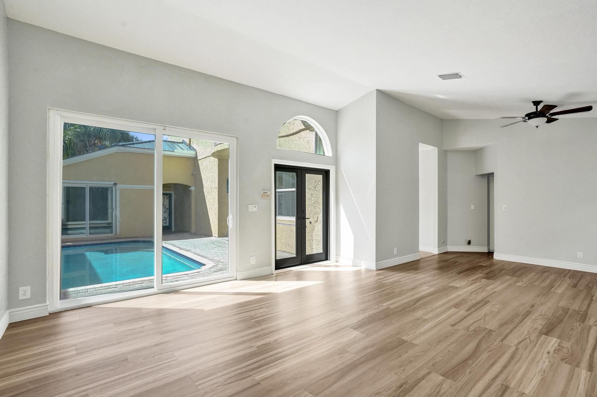 KENSINGTON - Residential