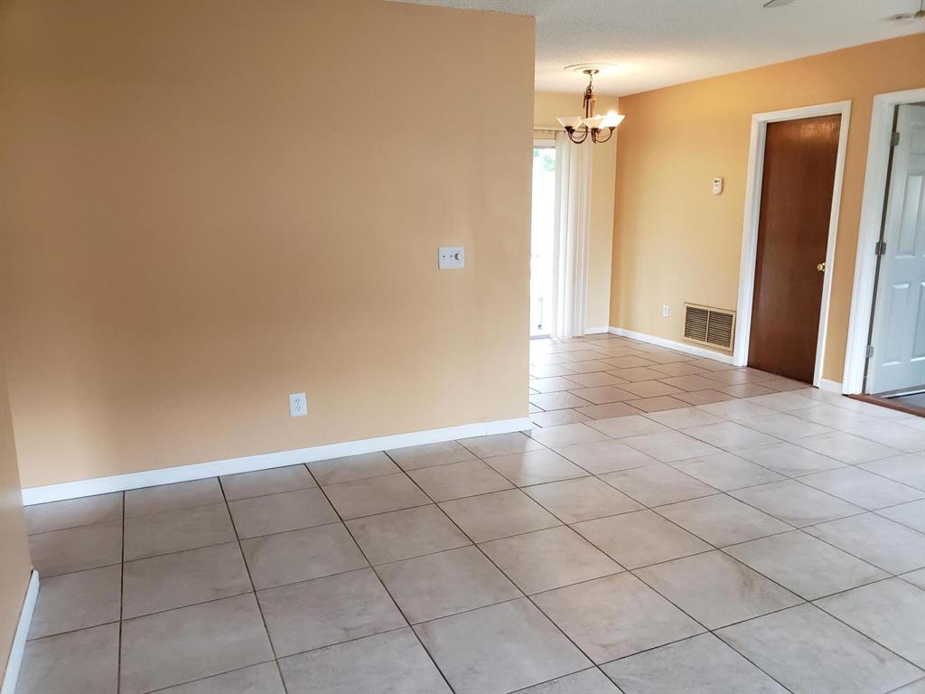 HIBISCUS PARK SEC 1 - Residential Lease