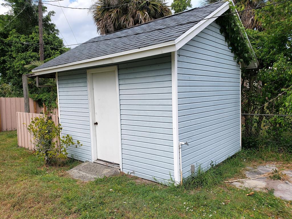 HIBISCUS PARK SEC 1 - Residential Lease