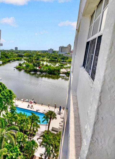 Tiny photo for 1160 N Federal Highway #1017, Fort Lauderdale, FL 33304 (MLS # B26052029)