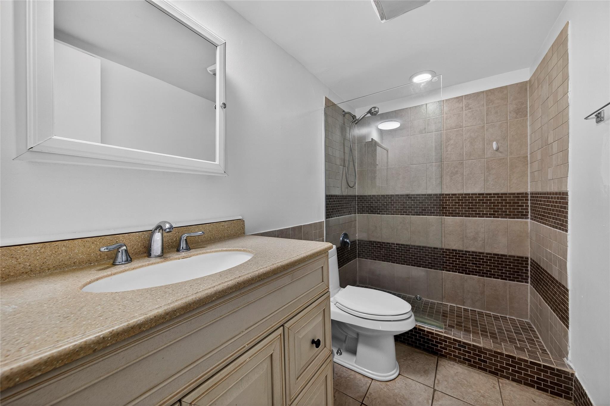 Harwick House Inc Condo - Residential Lease