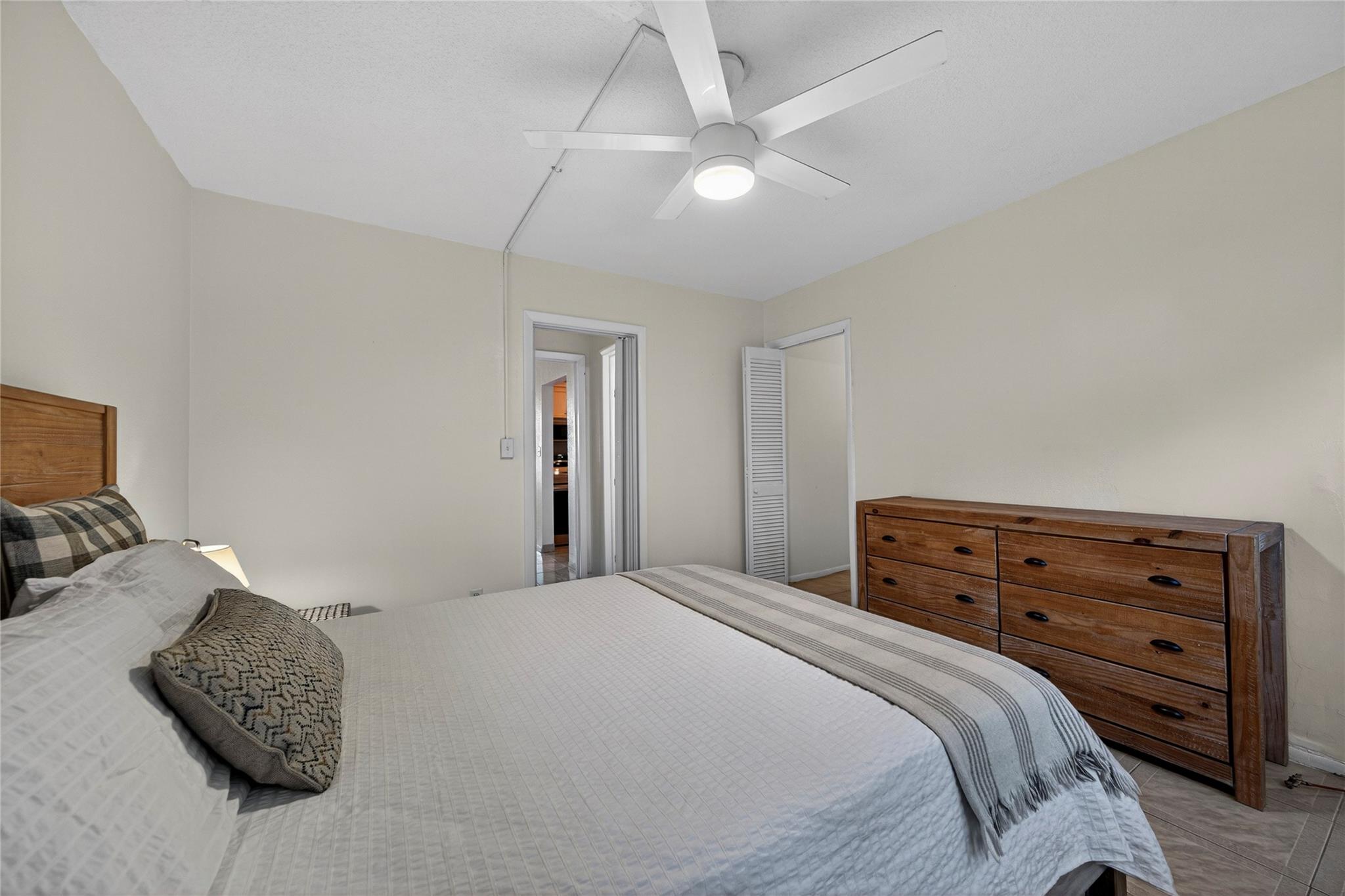 Harwick House Inc Condo - Residential Lease