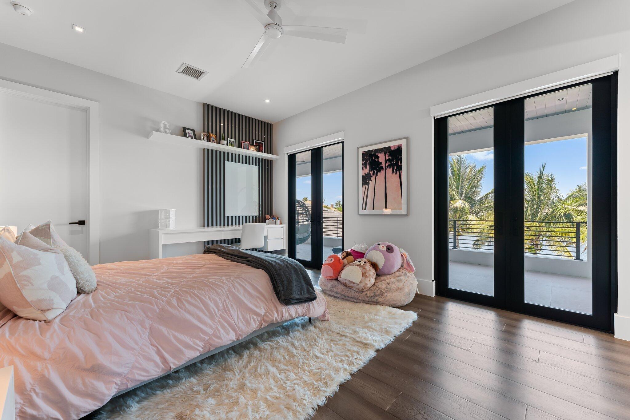 islands of jupiter - Residential