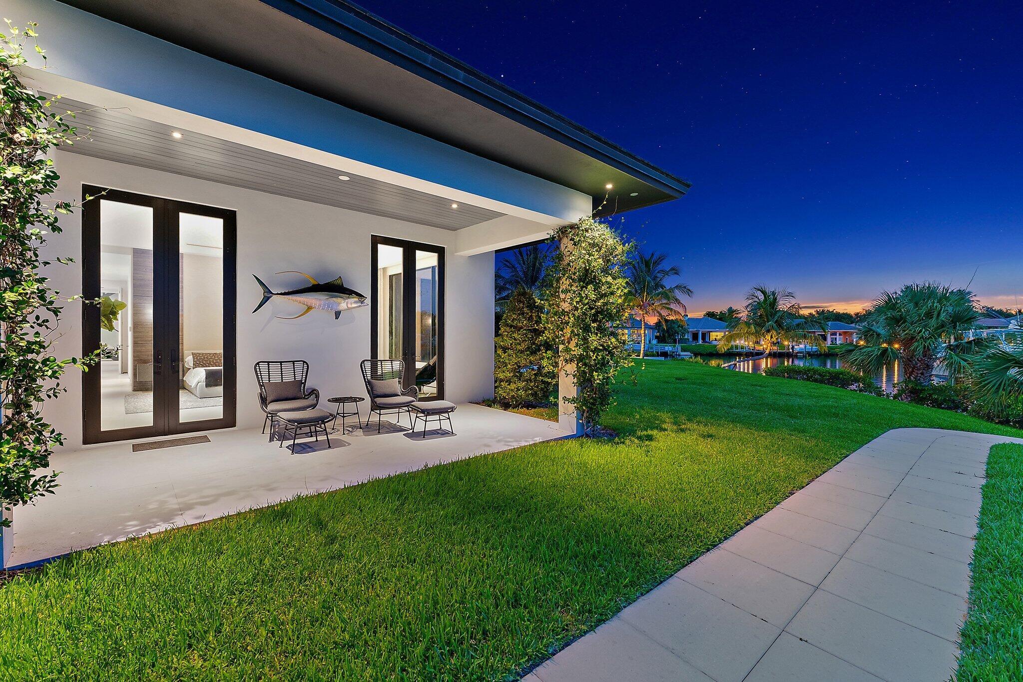 islands of jupiter - Residential