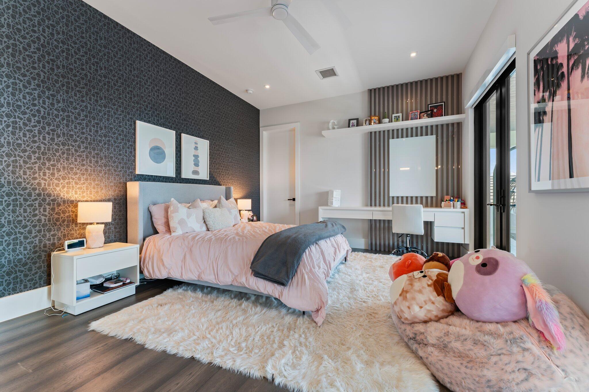 islands of jupiter - Residential