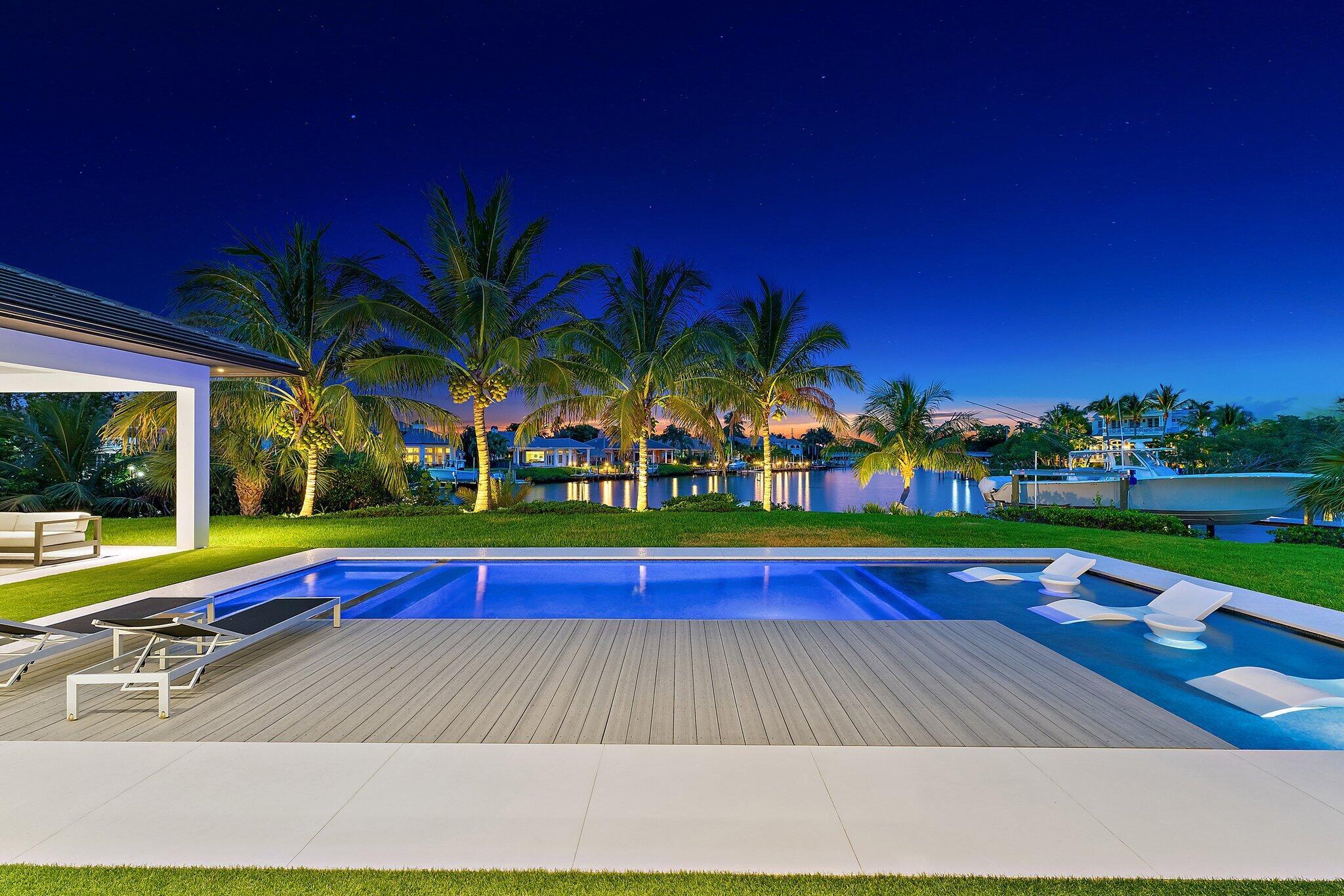 islands of jupiter - Residential