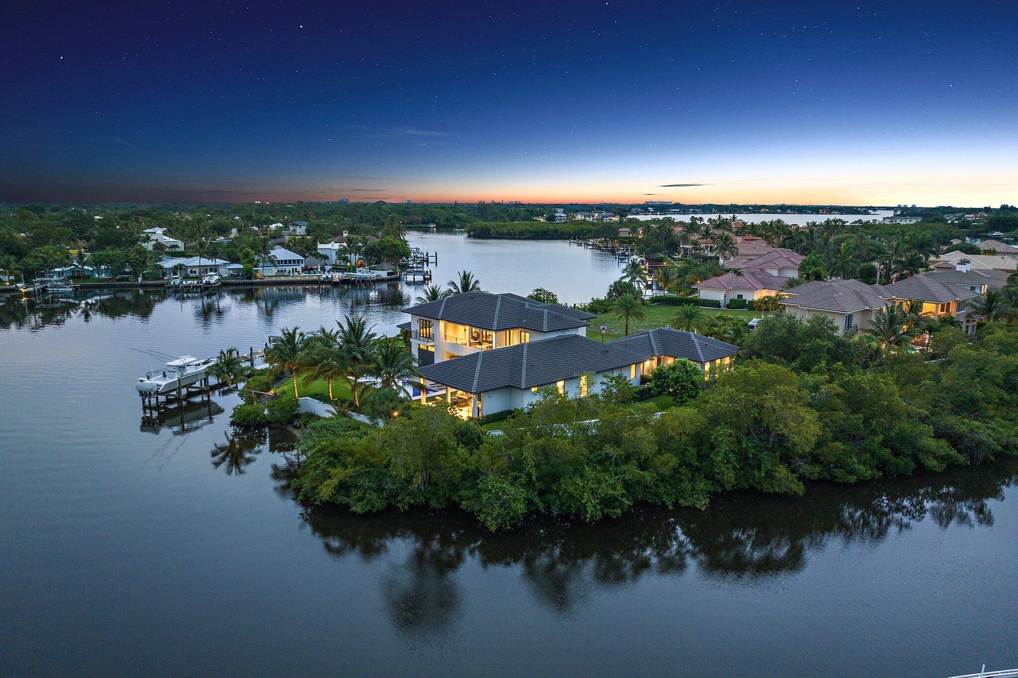 islands of jupiter - Residential