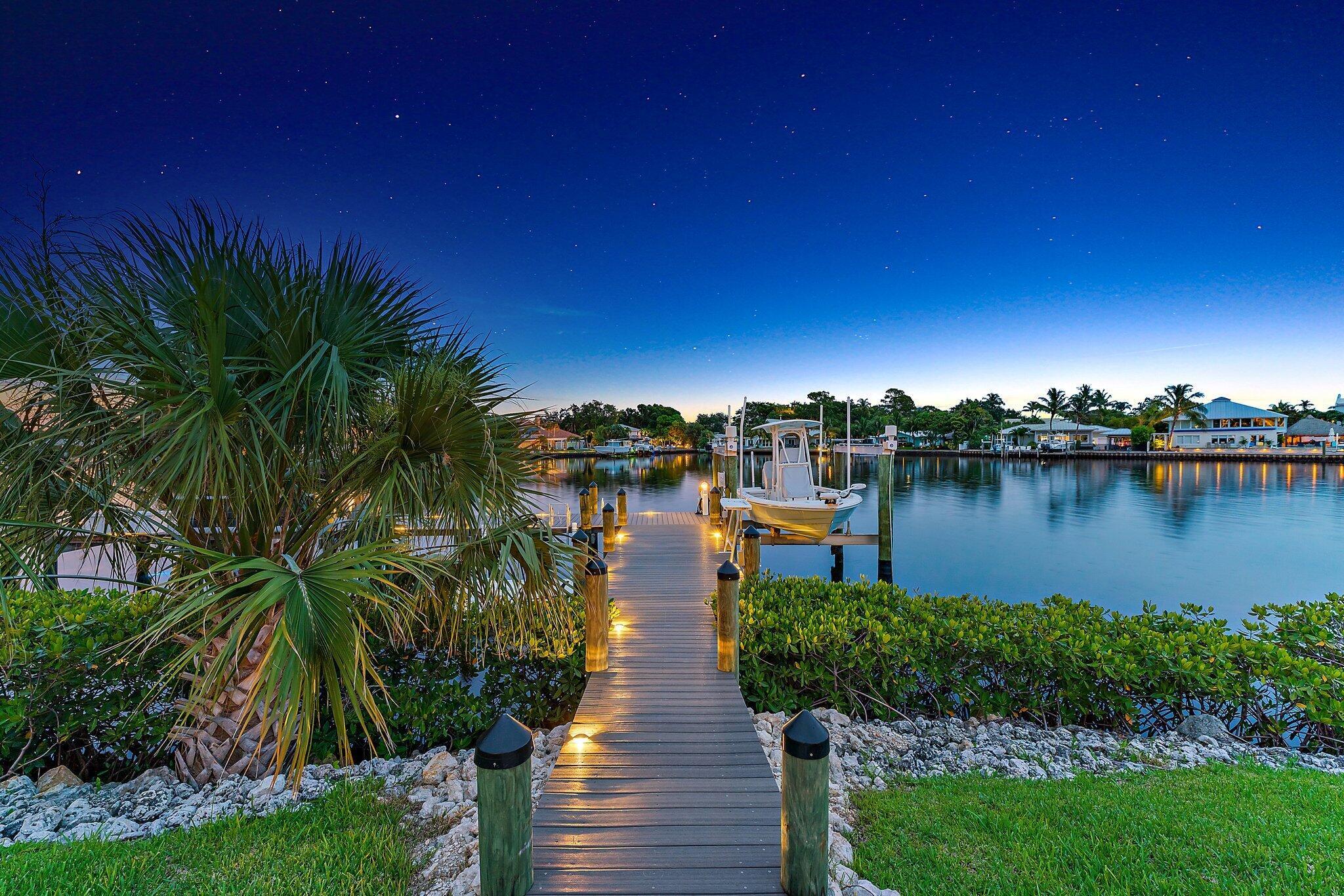 islands of jupiter - Residential