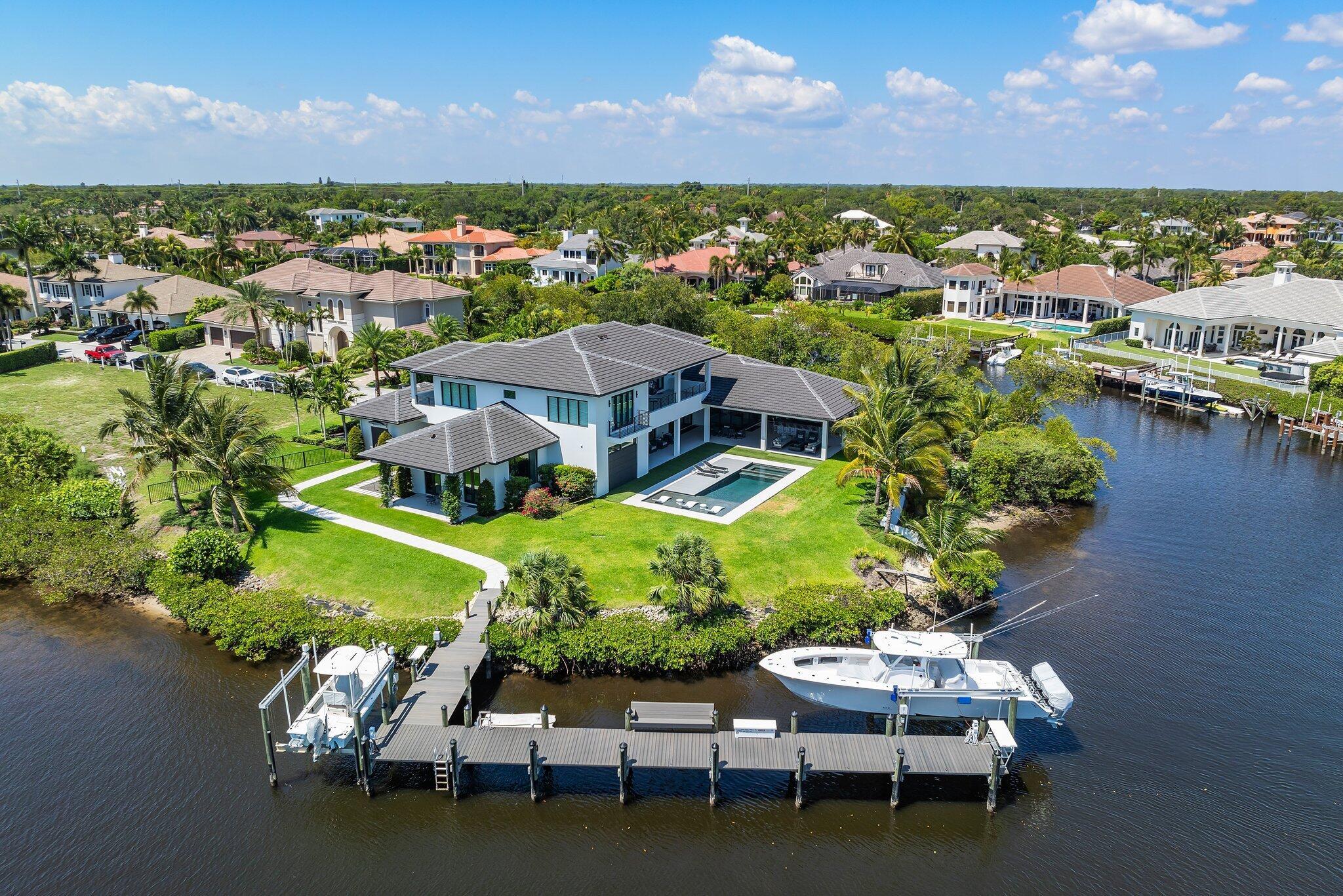 islands of jupiter - Residential