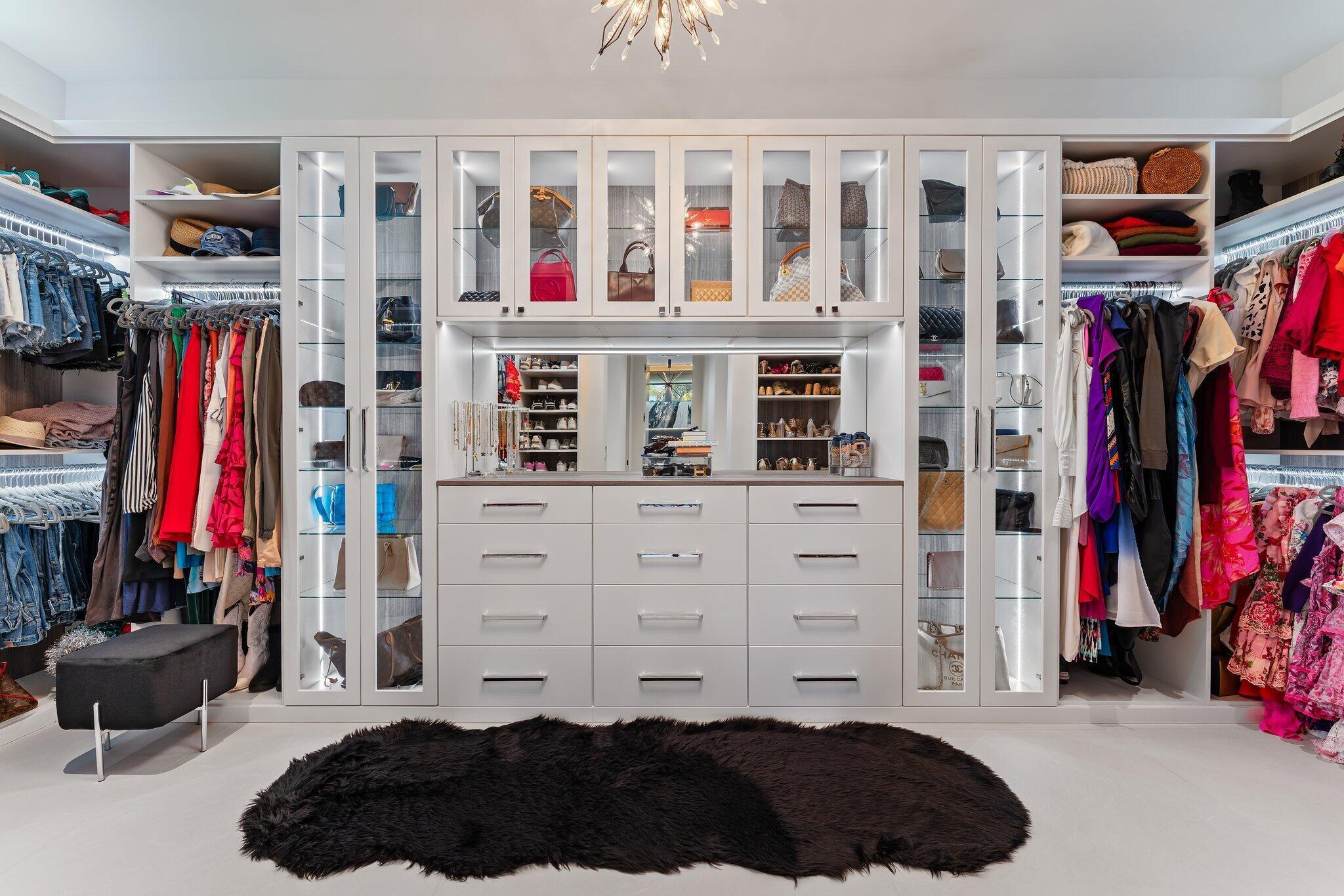 islands of jupiter - Residential