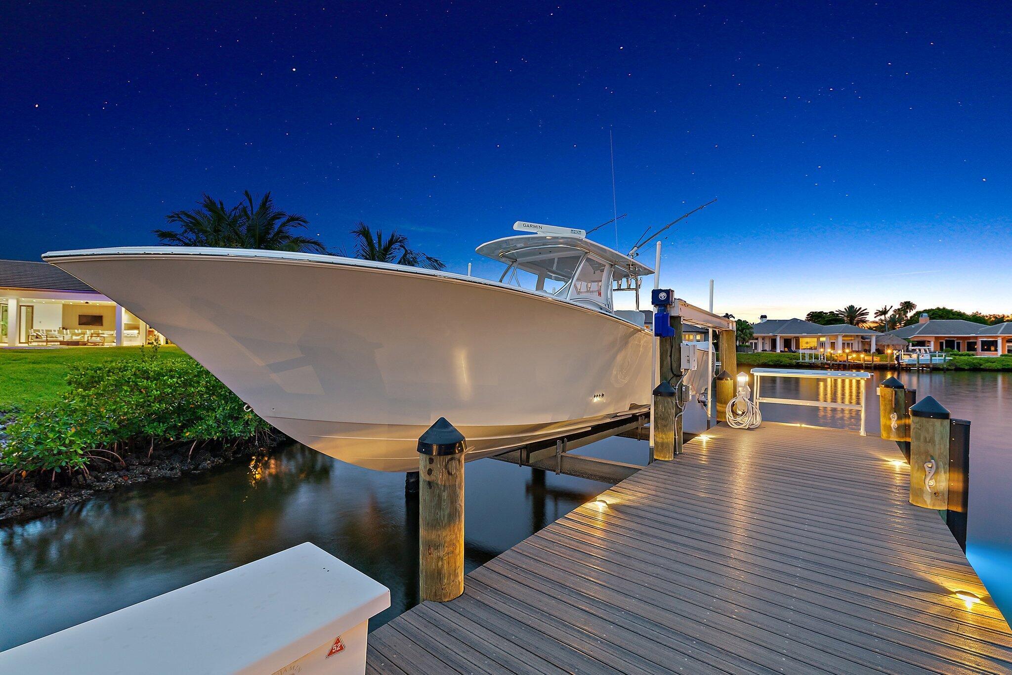 islands of jupiter - Residential