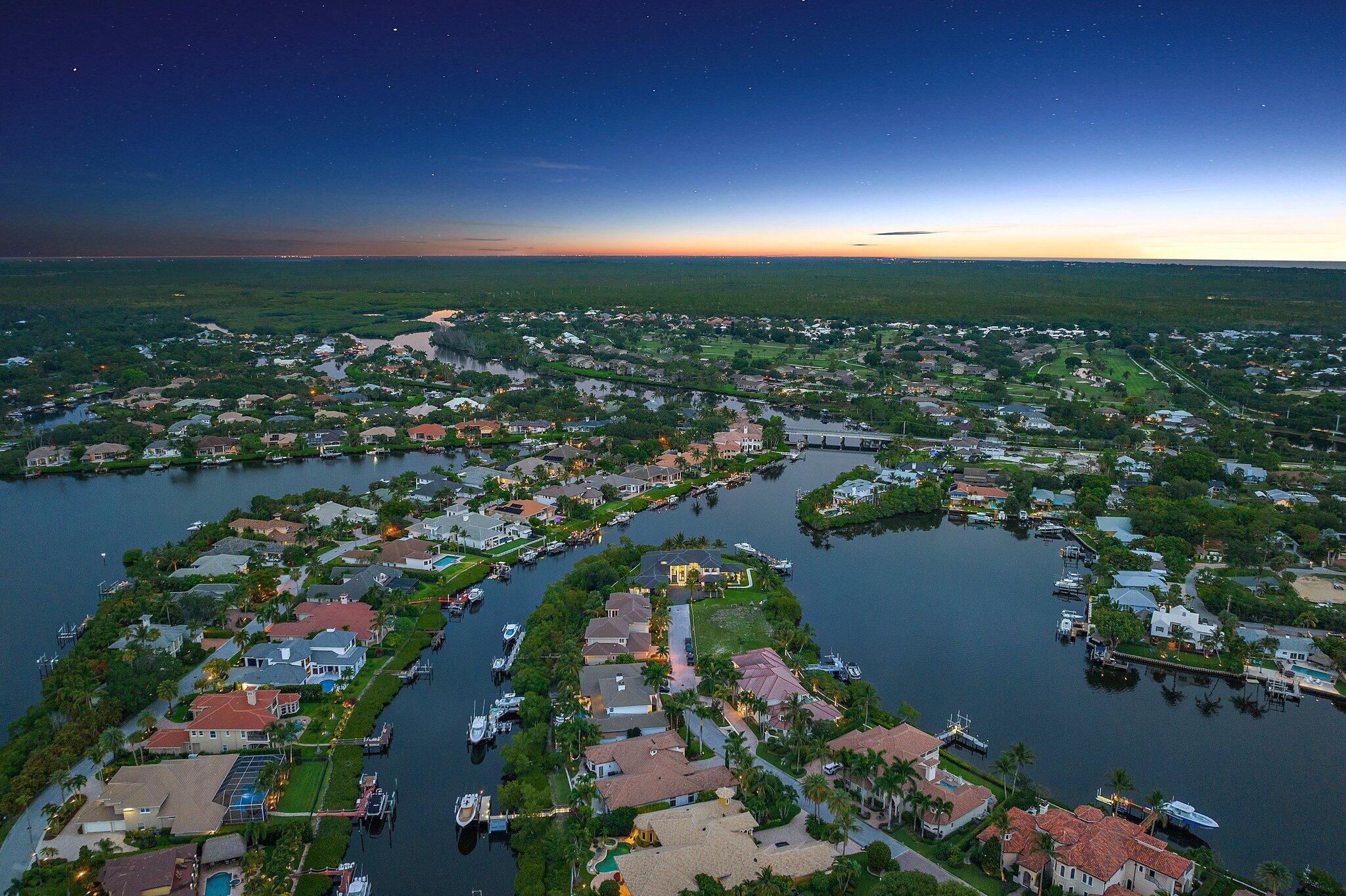 islands of jupiter - Residential