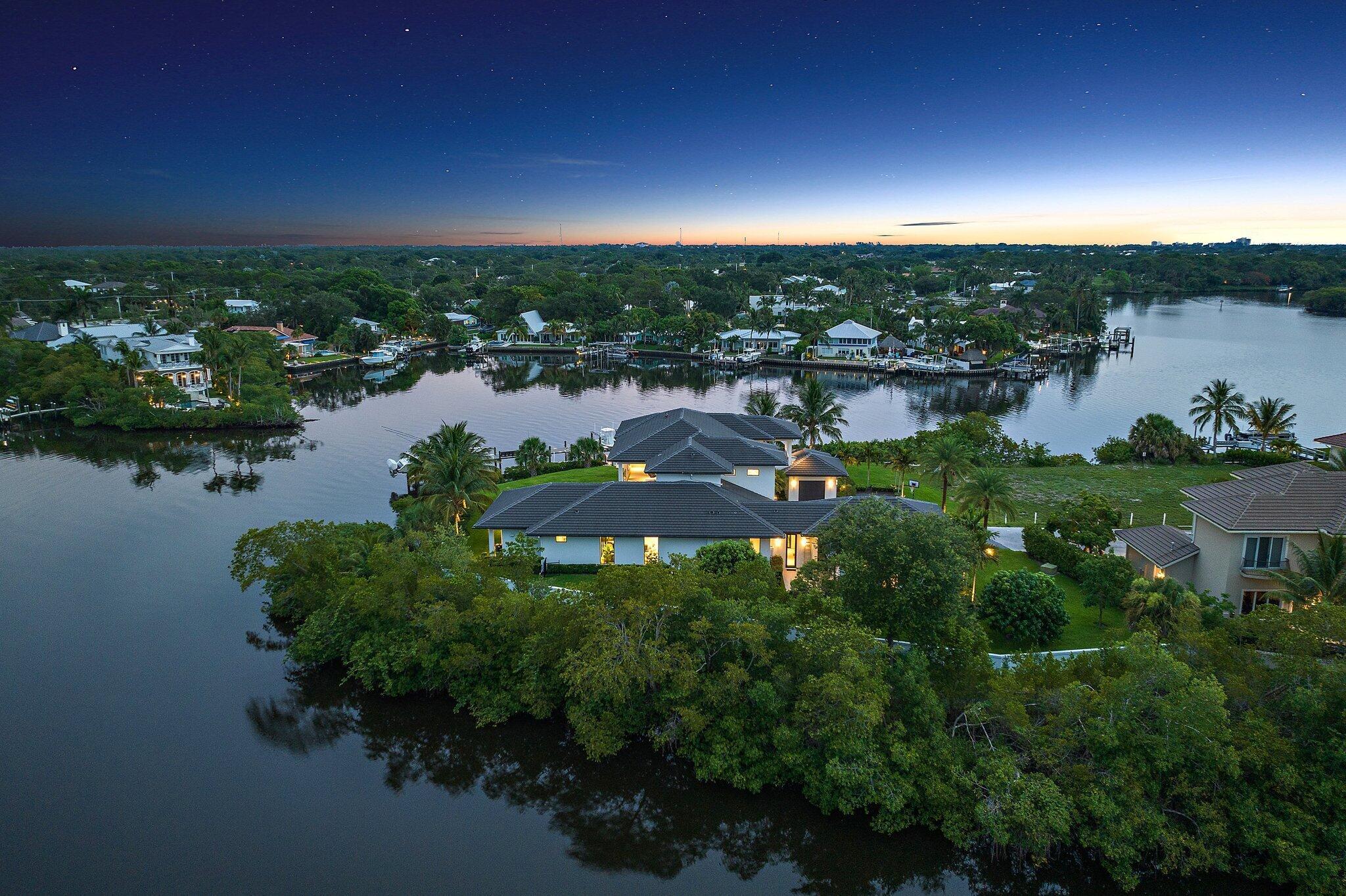 islands of jupiter - Residential