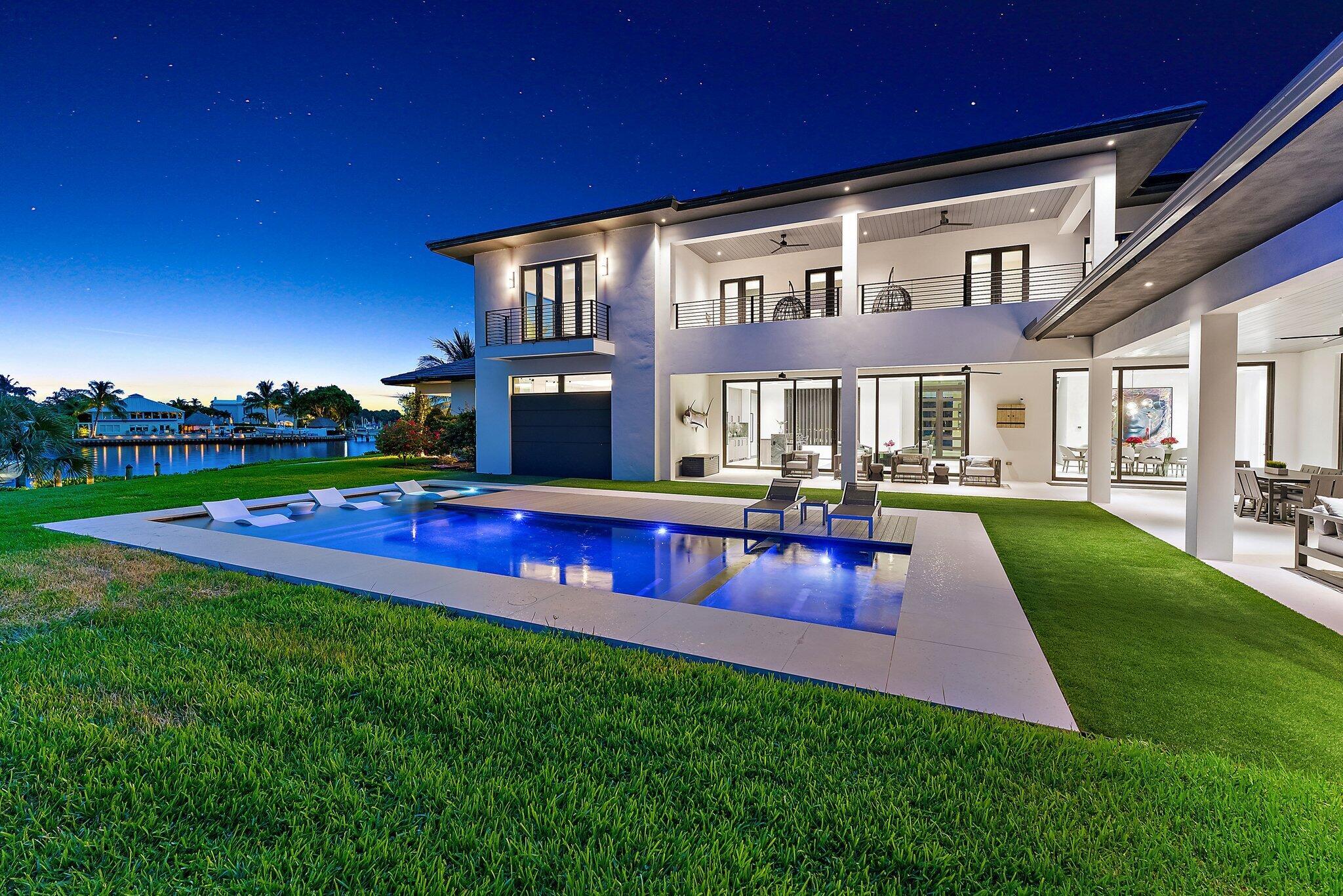 islands of jupiter - Residential