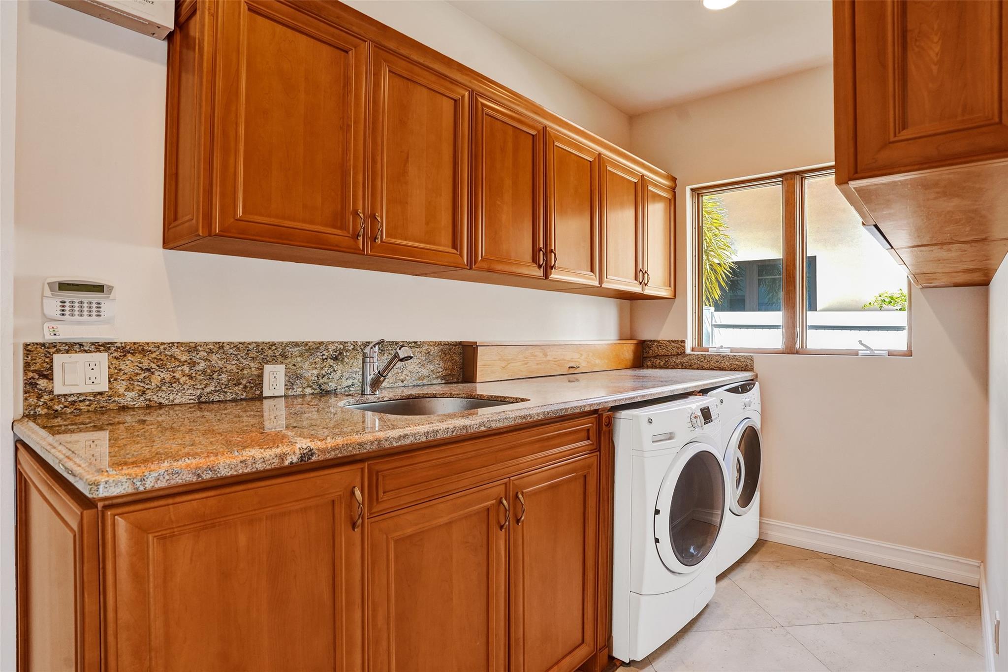 Coral Ridge Country Club - Residential