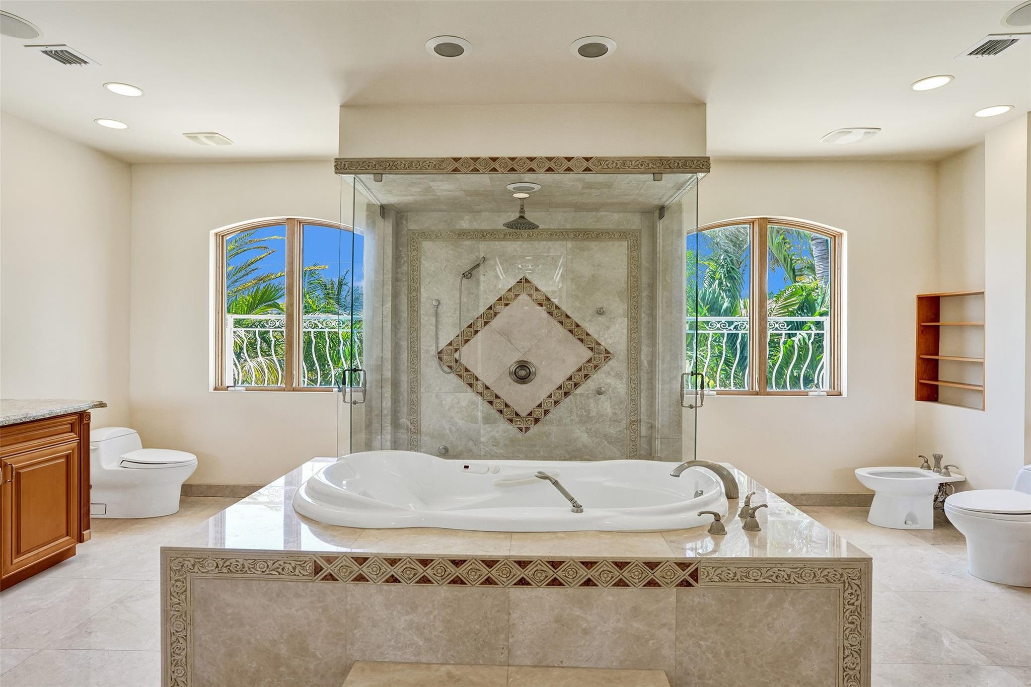 Coral Ridge Country Club - Residential